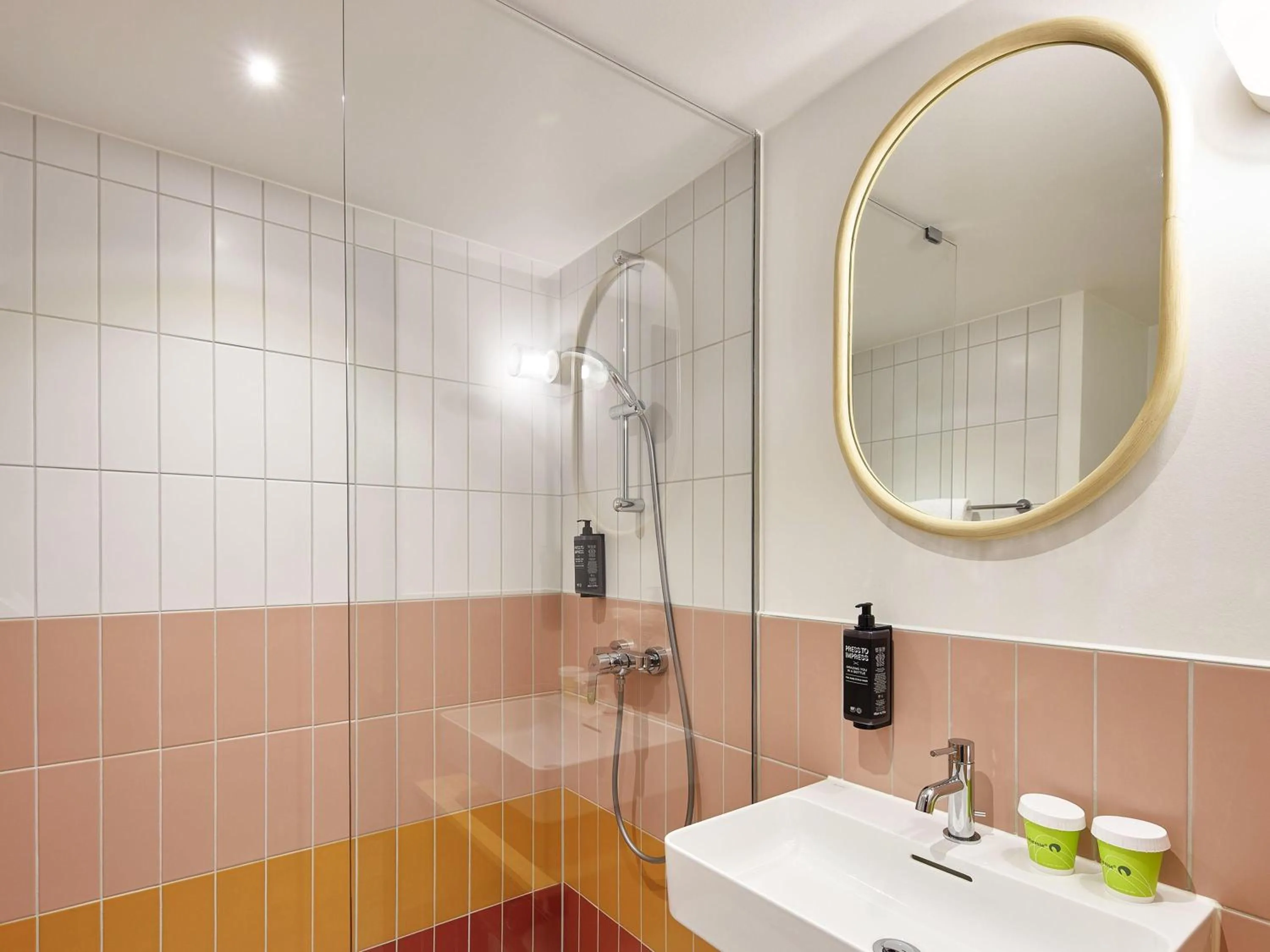 Bedroom in ibis Styles Bayreuth