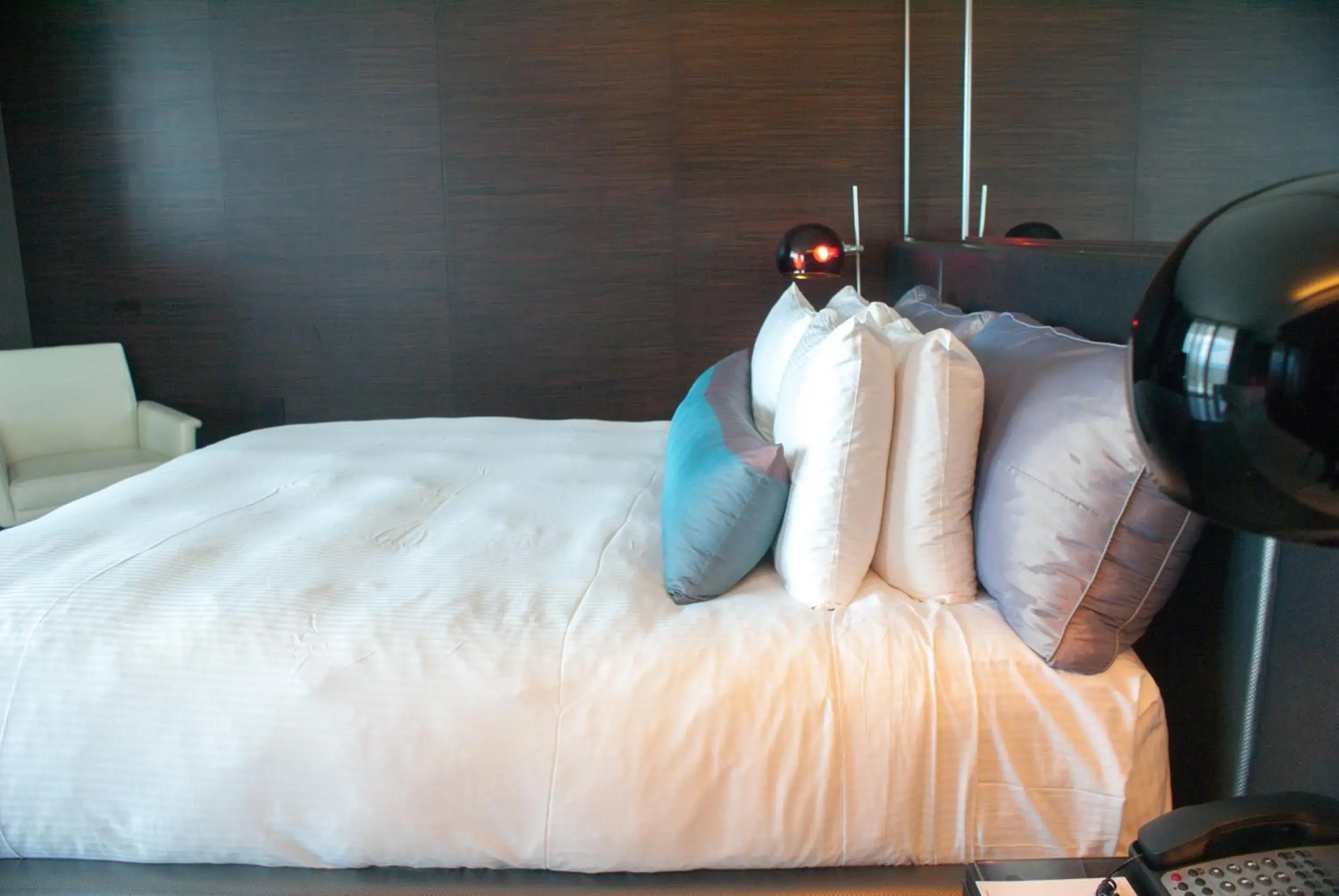 One-Bedroom Suite in Palms Place Hotel and Spa One-Bedroom Suite in Palms Place Hotel and Spa