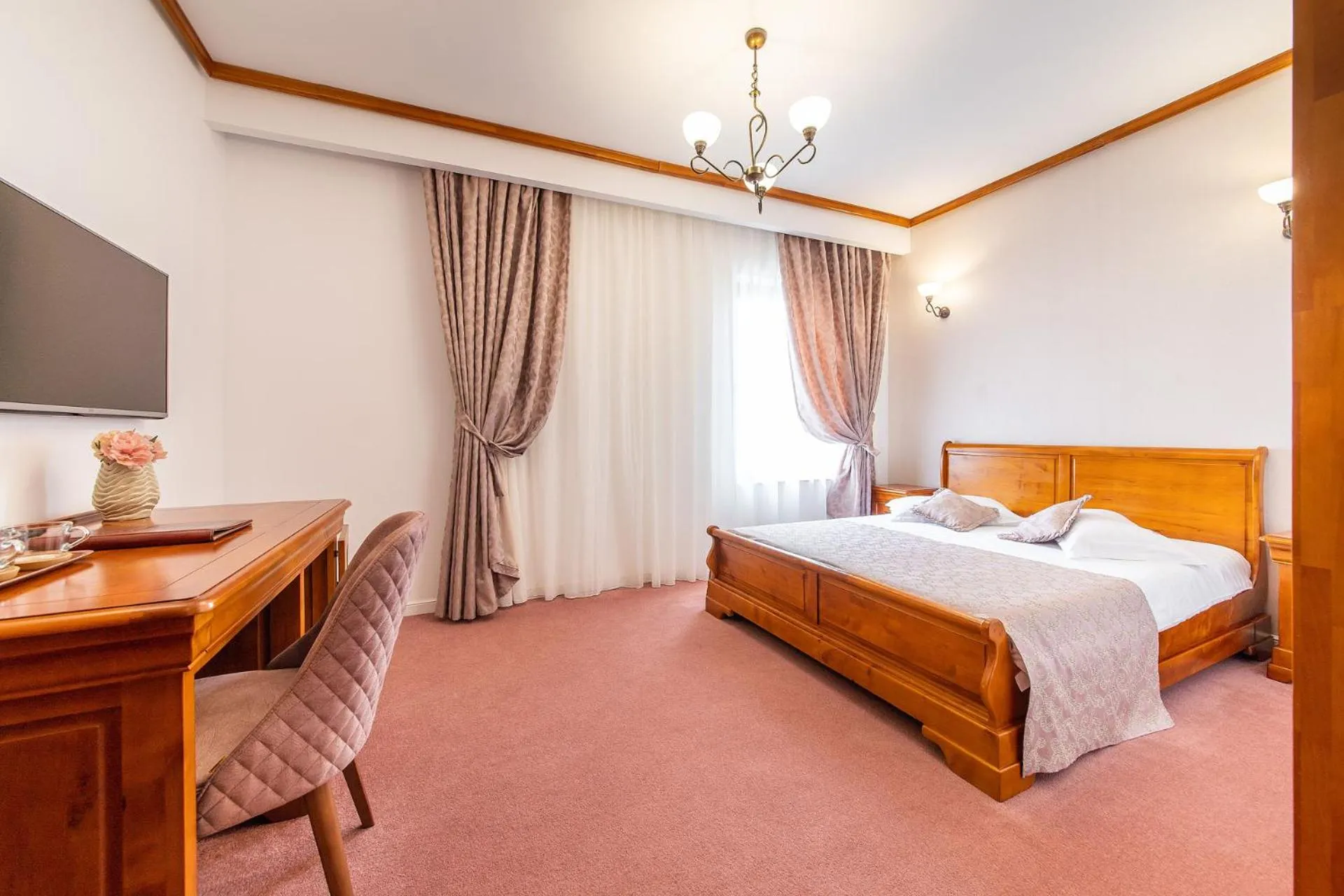 Bed in RED CONFORT HOTEL Boutique