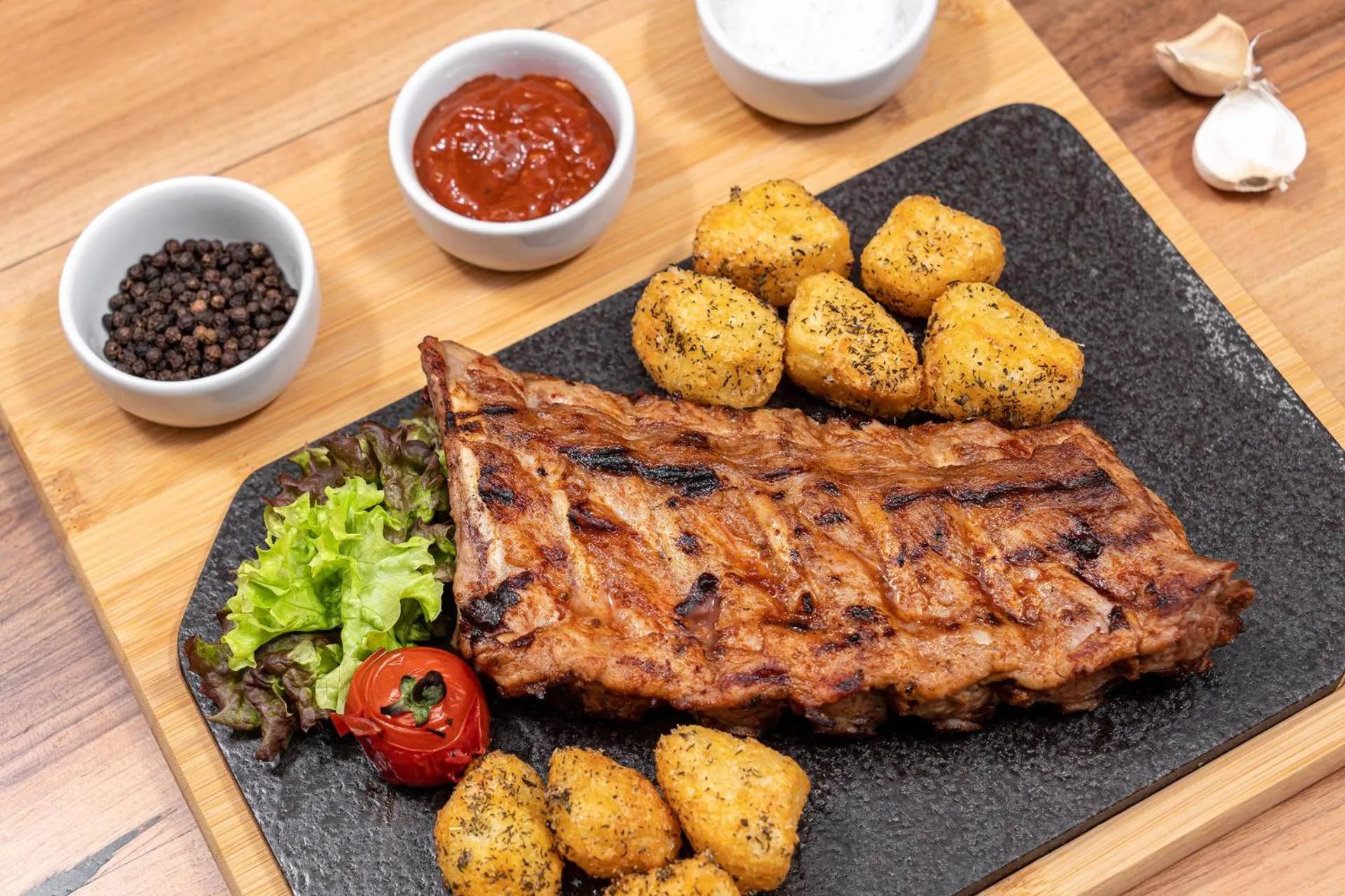 Food in RED CONFORT HOTEL Boutique