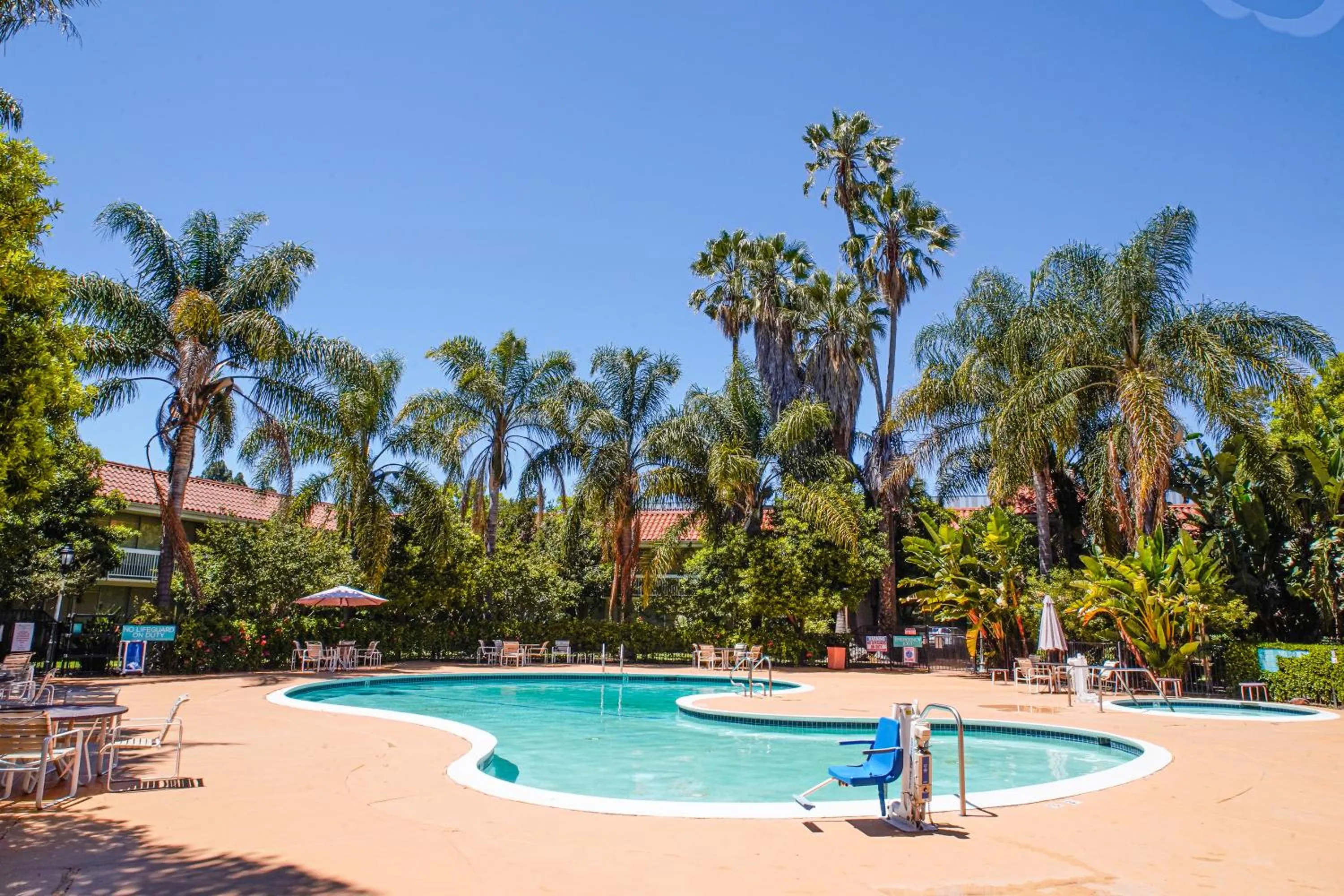 Spring in Uptown Oasis San Jose Airport & Silicon Valley