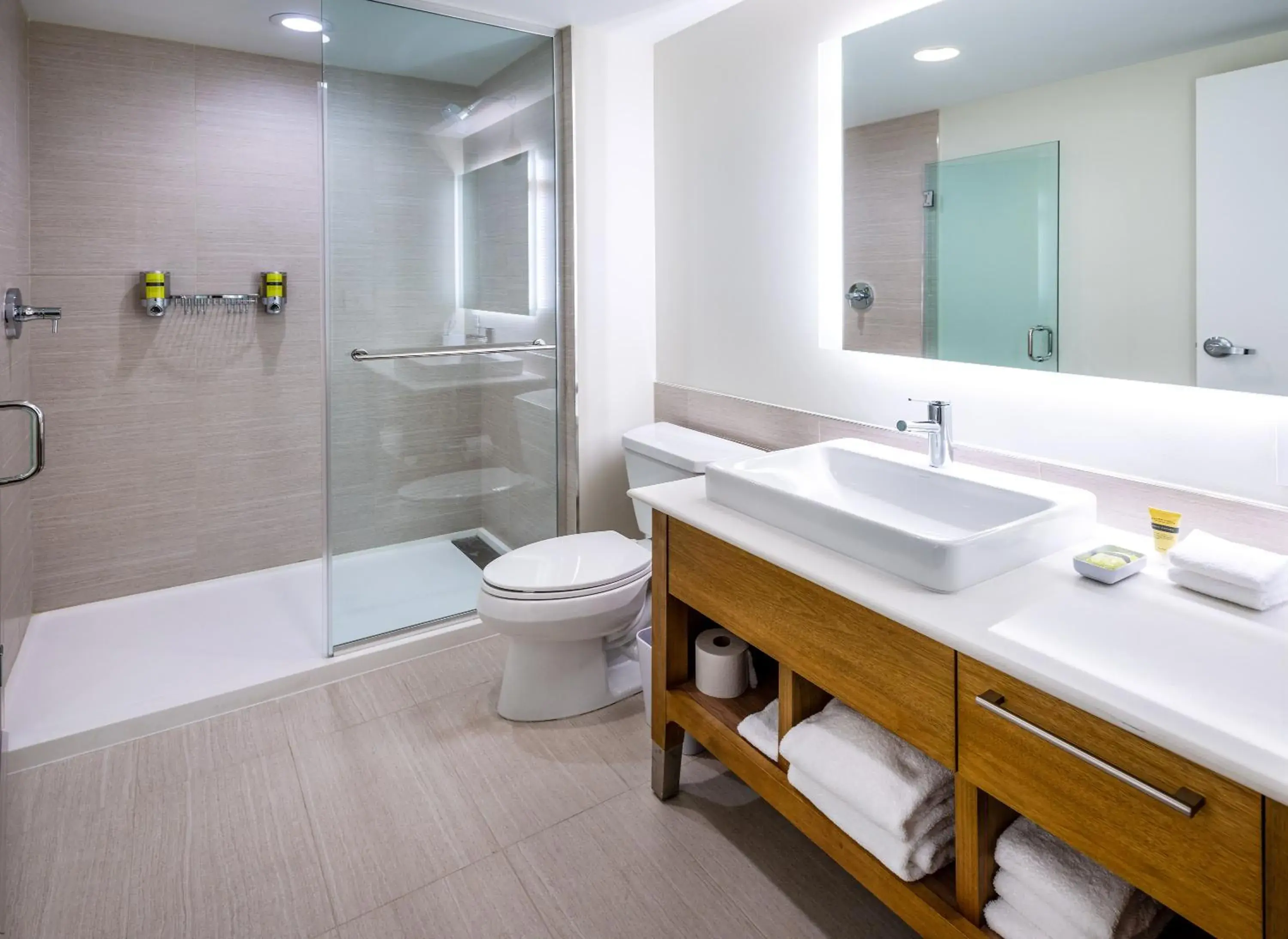 Studio, 2 Queen, Sofa bed in Element Nashville Airport Studio, 2 Queen, Sofa bed in Element Nashville Airport