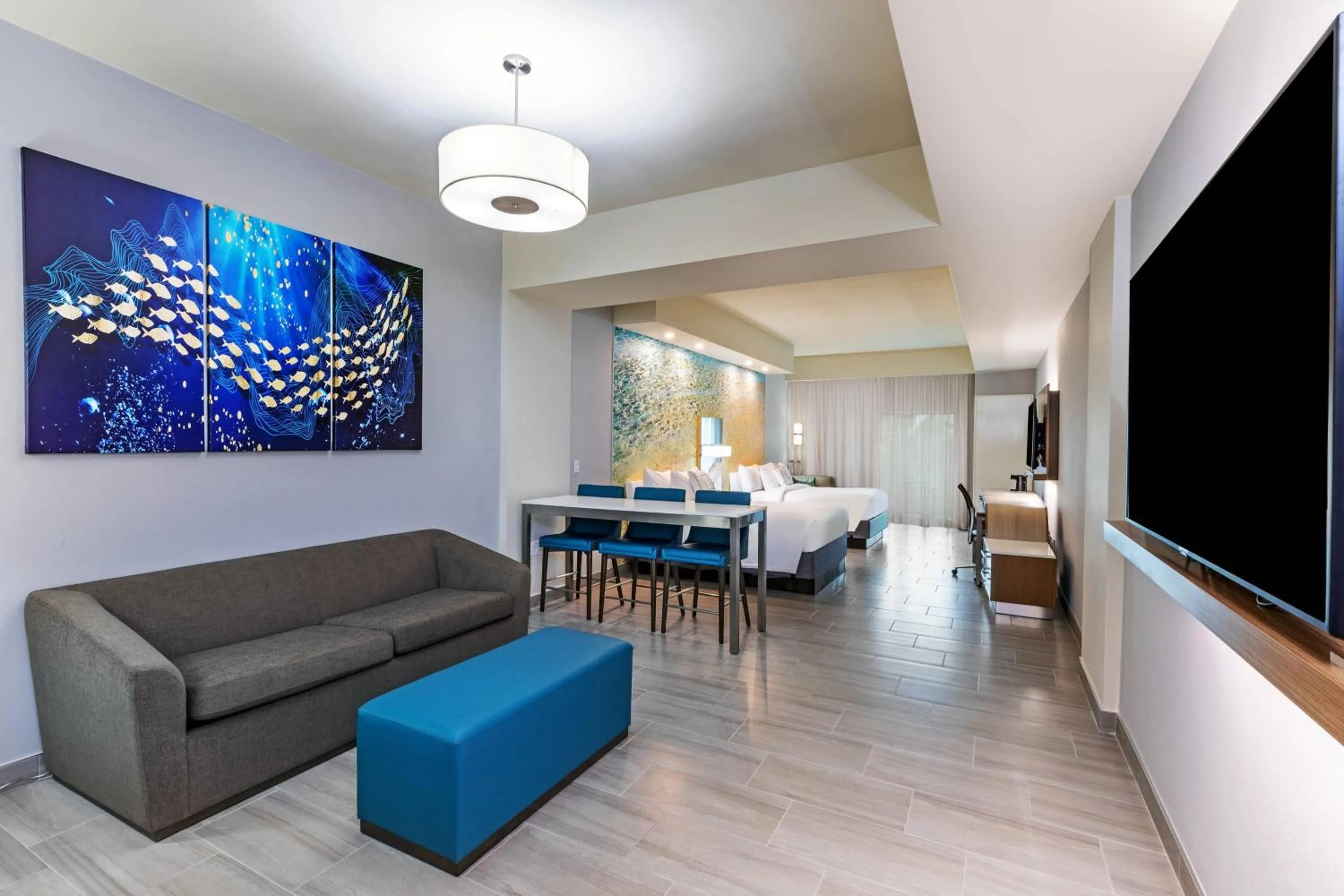 Photo of the whole room, Bed in Courtyard South Padre Island