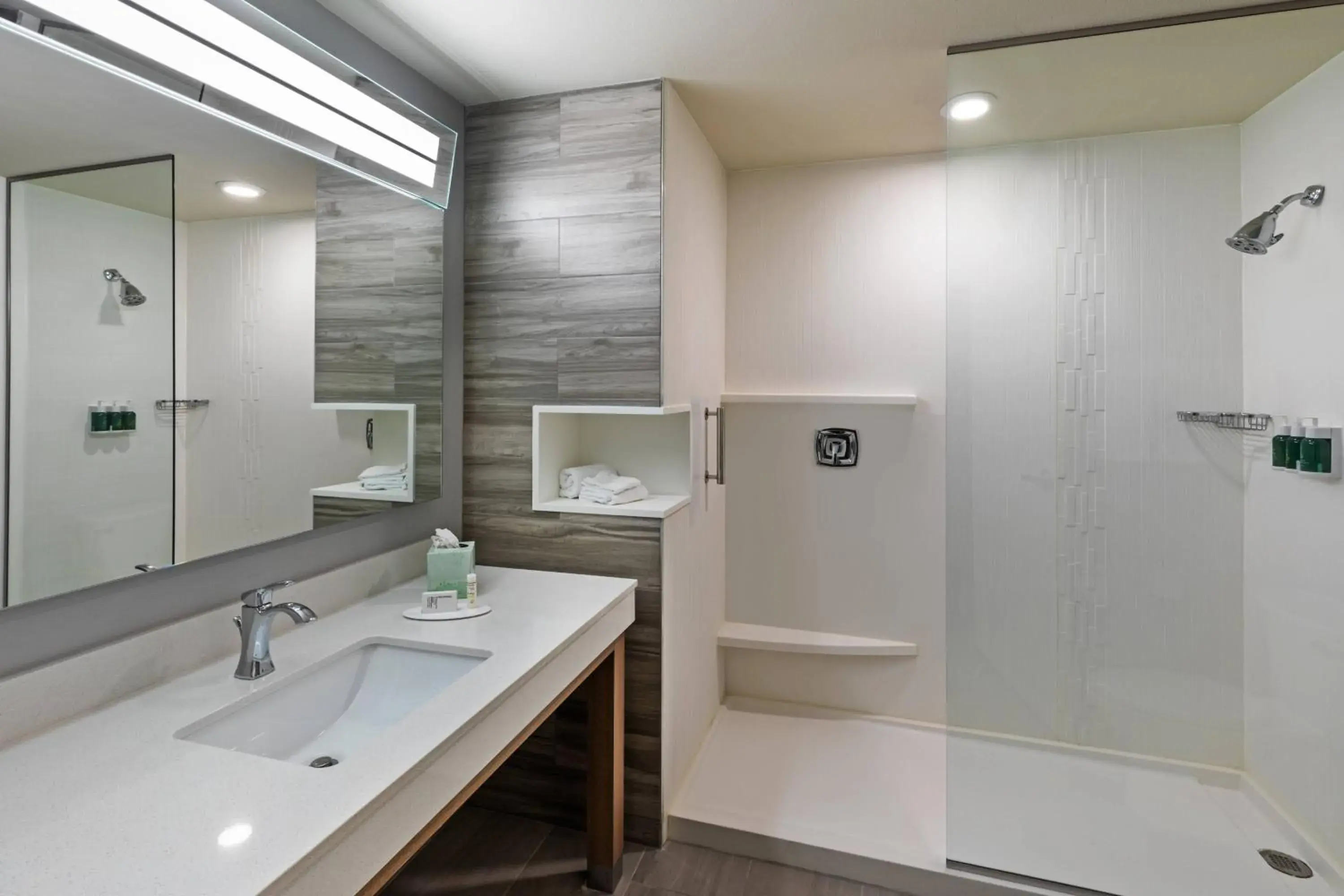 Executive Suite, 2 Queen, Sofa bed, Balcony in Courtyard South Padre Island Executive Suite, 2 Queen, Sofa bed, Balcony in Courtyard South Padre Island