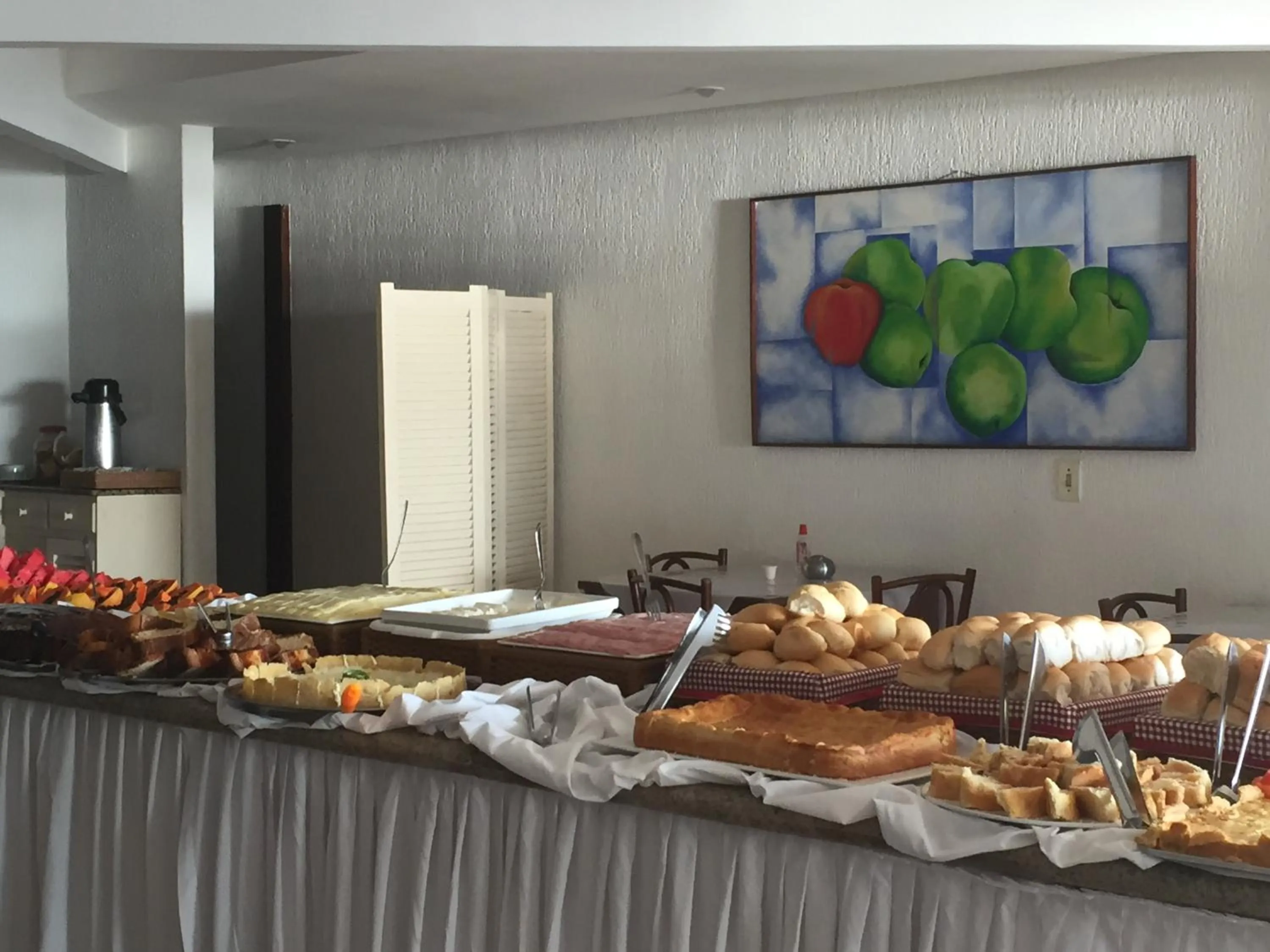 Buffet breakfast in Eden Praia Hotel