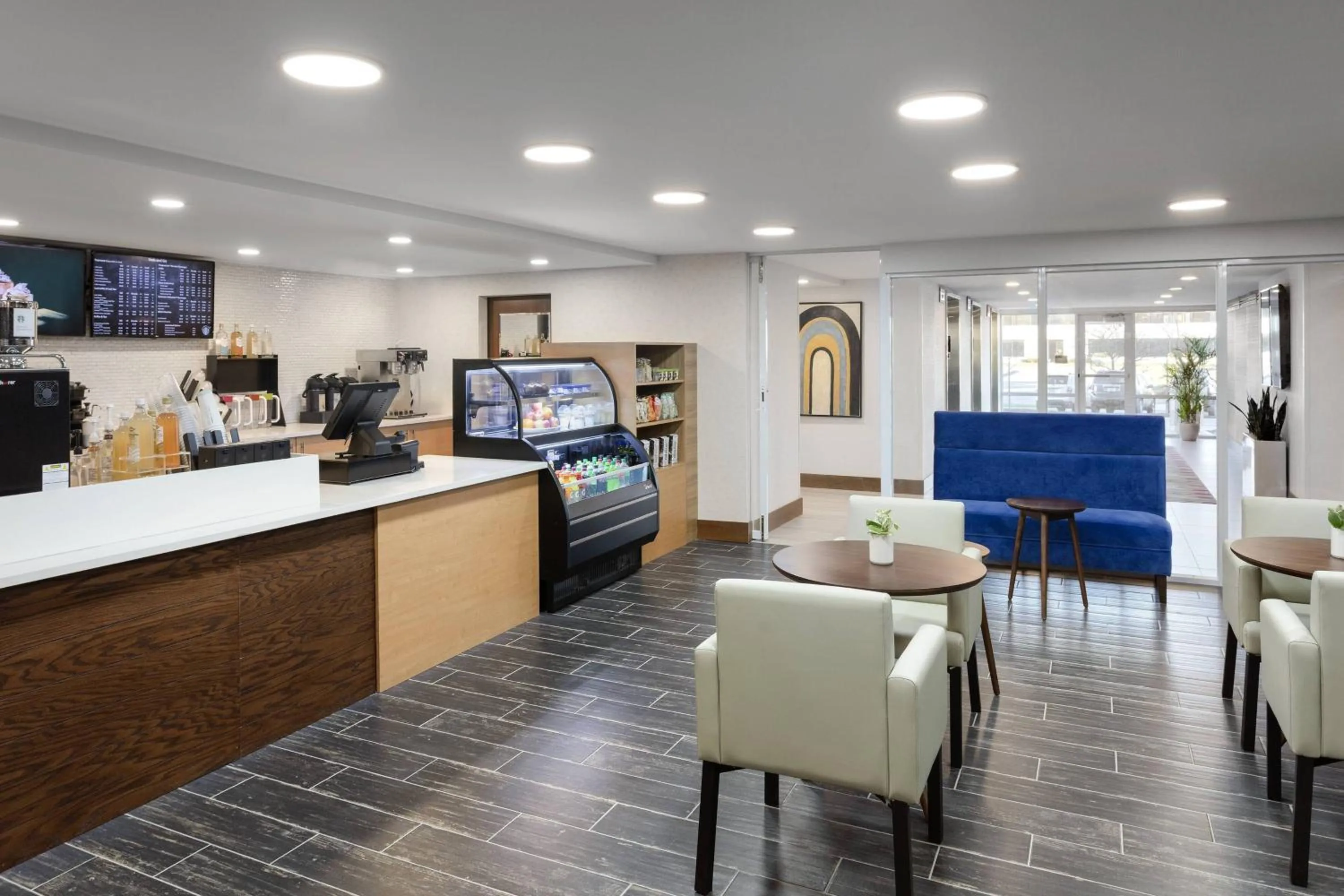 Restaurant/places to eat in Delta Hotels by Marriott Indianapolis Airport