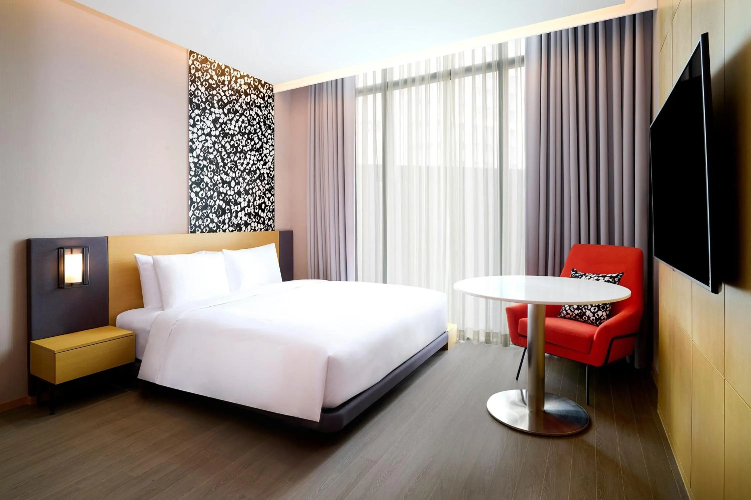 Photo of the whole room, Bed in Courtyard by Marriott Suwon