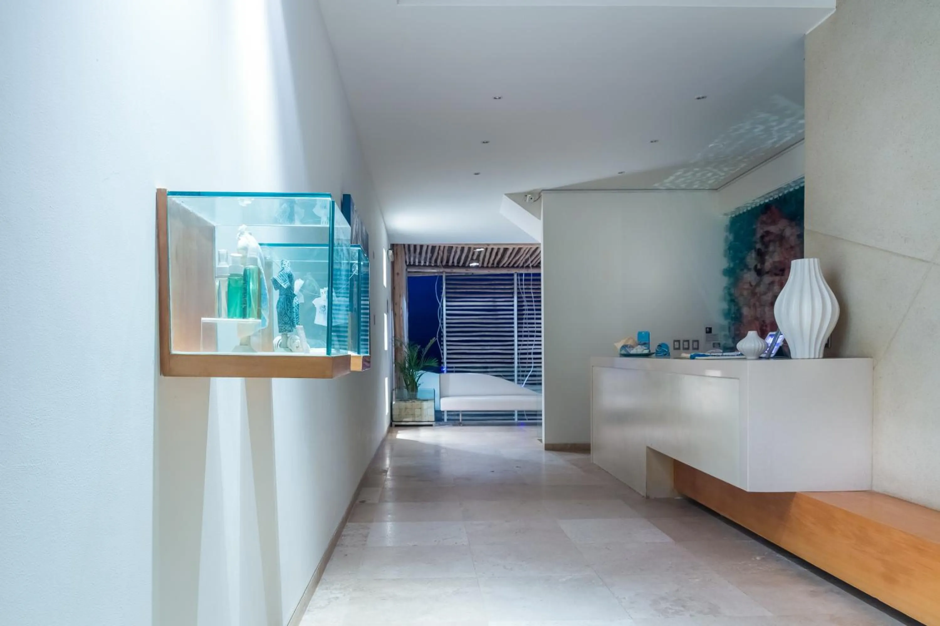 Lobby or reception, Bed in DCO Suites Lounge & Spa