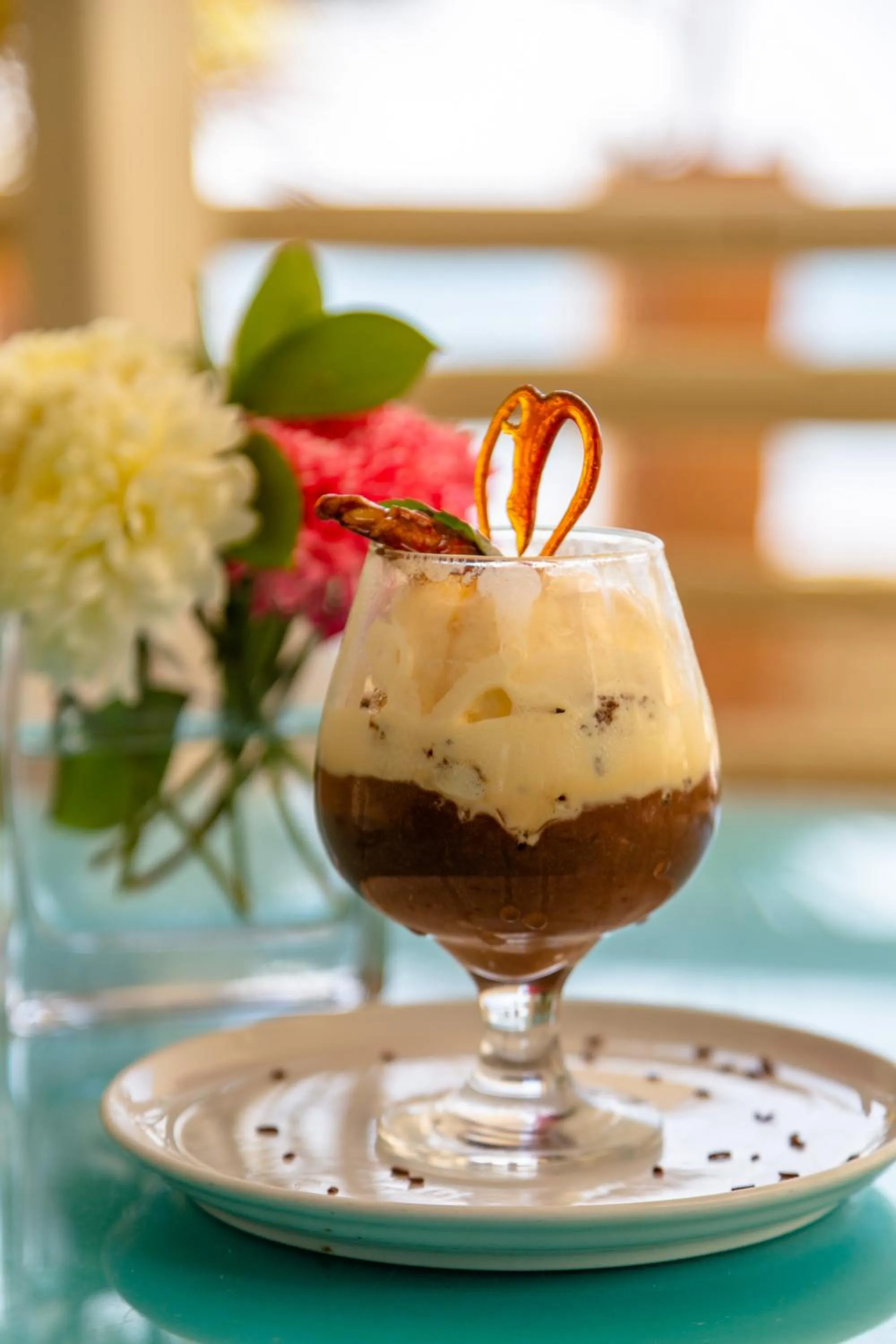 Restaurant/places to eat in DCO Suites Lounge & Spa