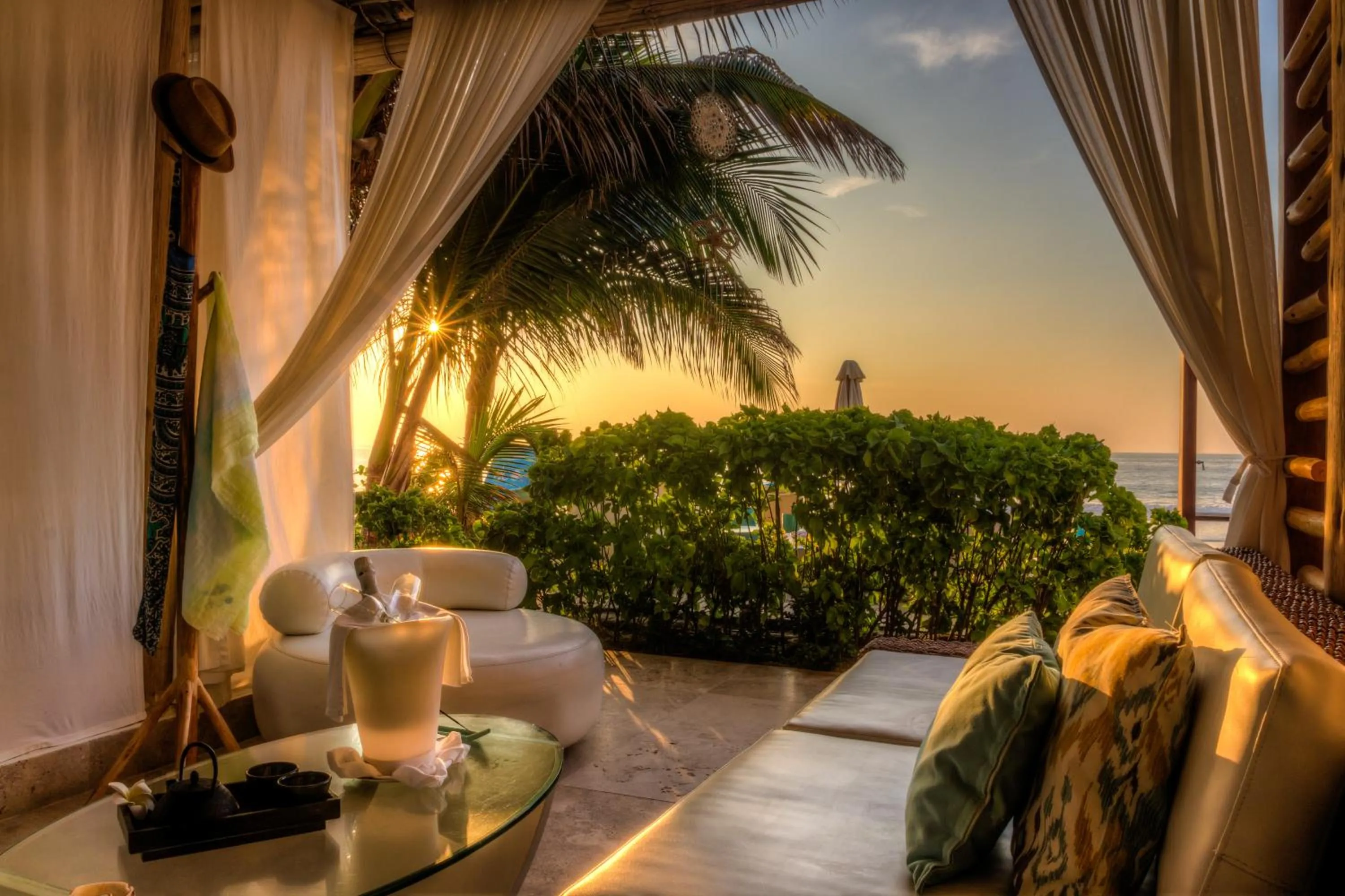 Balcony/Terrace in DCO Suites Lounge & Spa