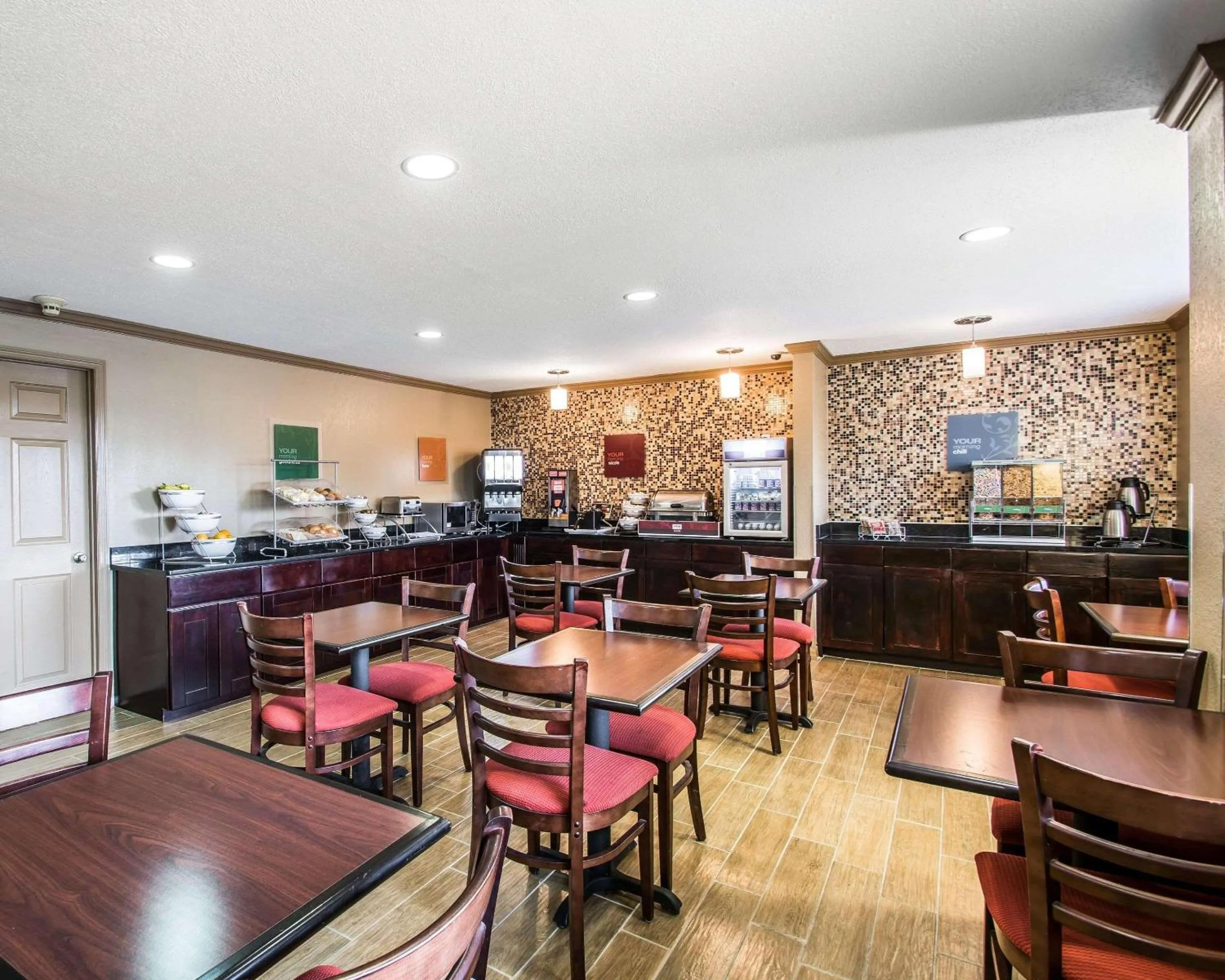 Restaurant/places to eat in Quality Inn Plant City - Lakeland
