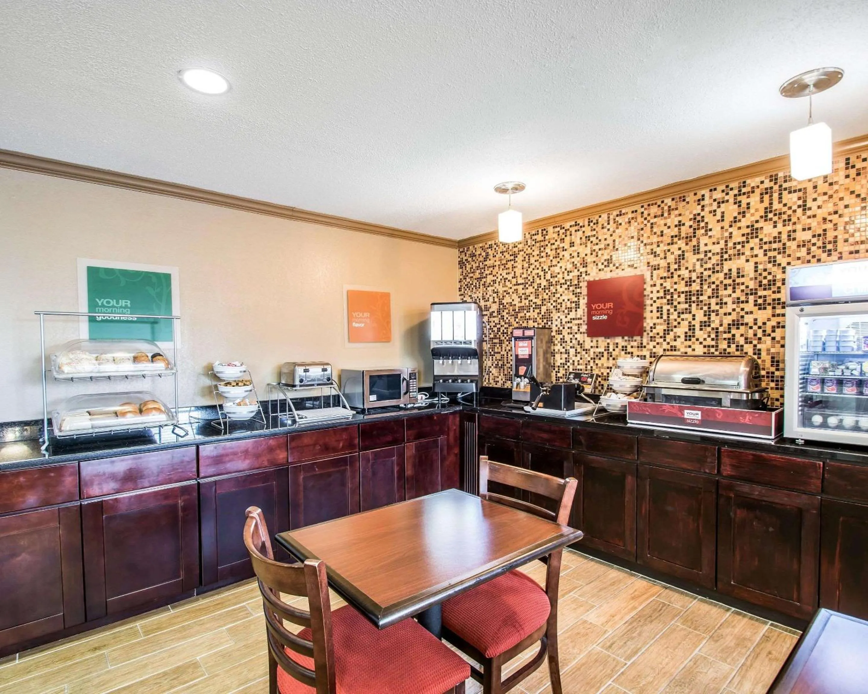 Restaurant/places to eat in Quality Inn Plant City - Lakeland