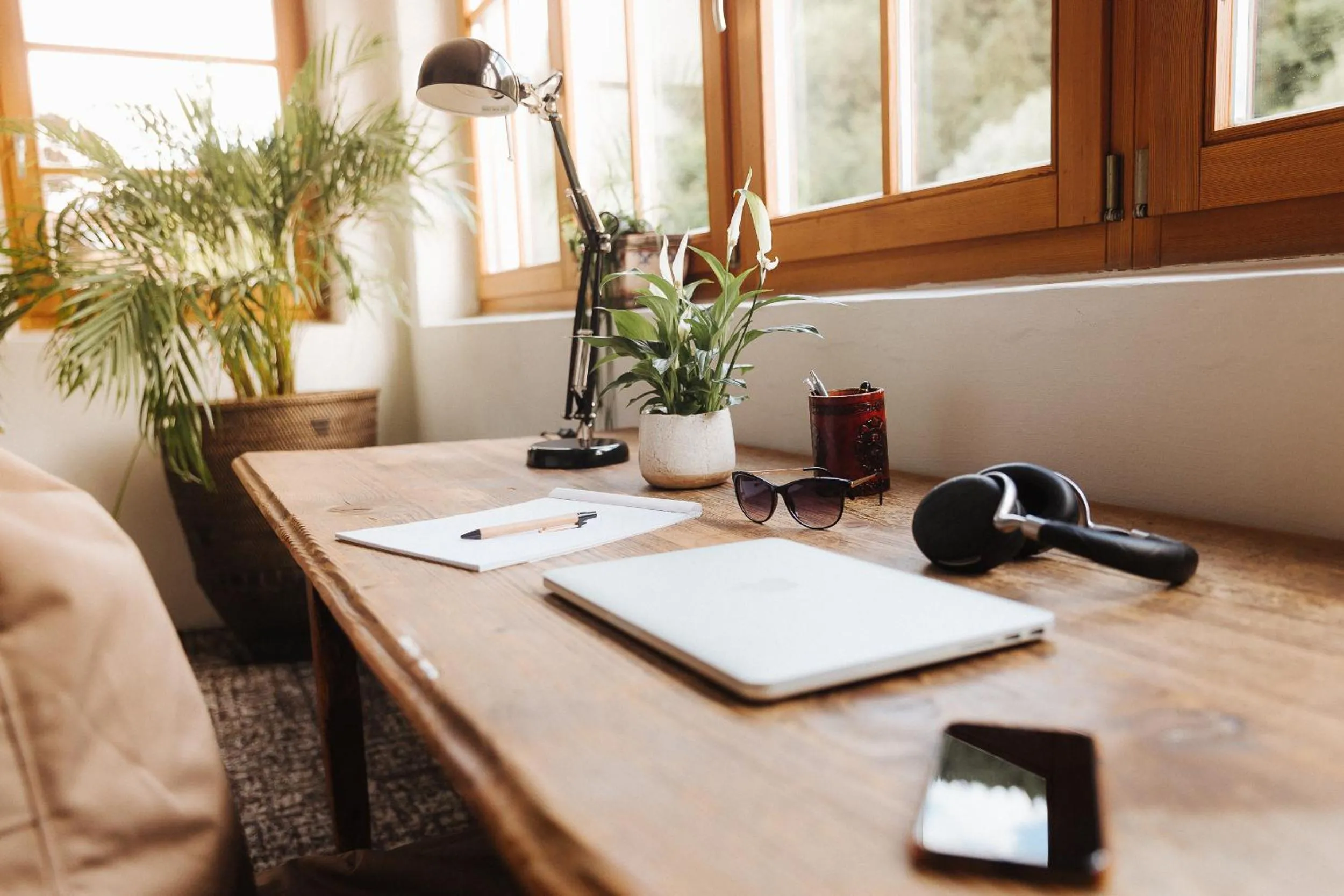 Business facilities in Botango