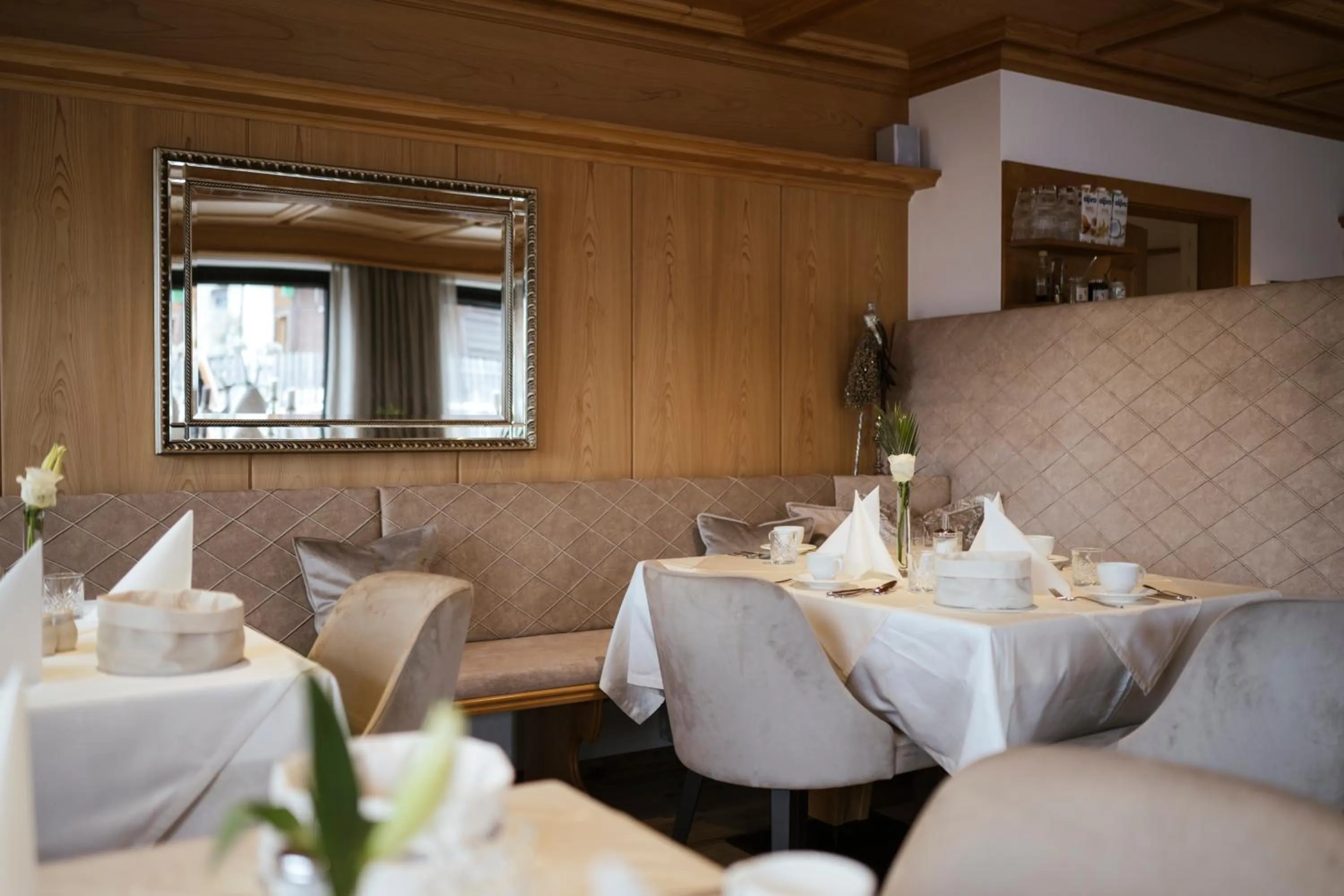 Breakfast in Garni Hotel Platzer