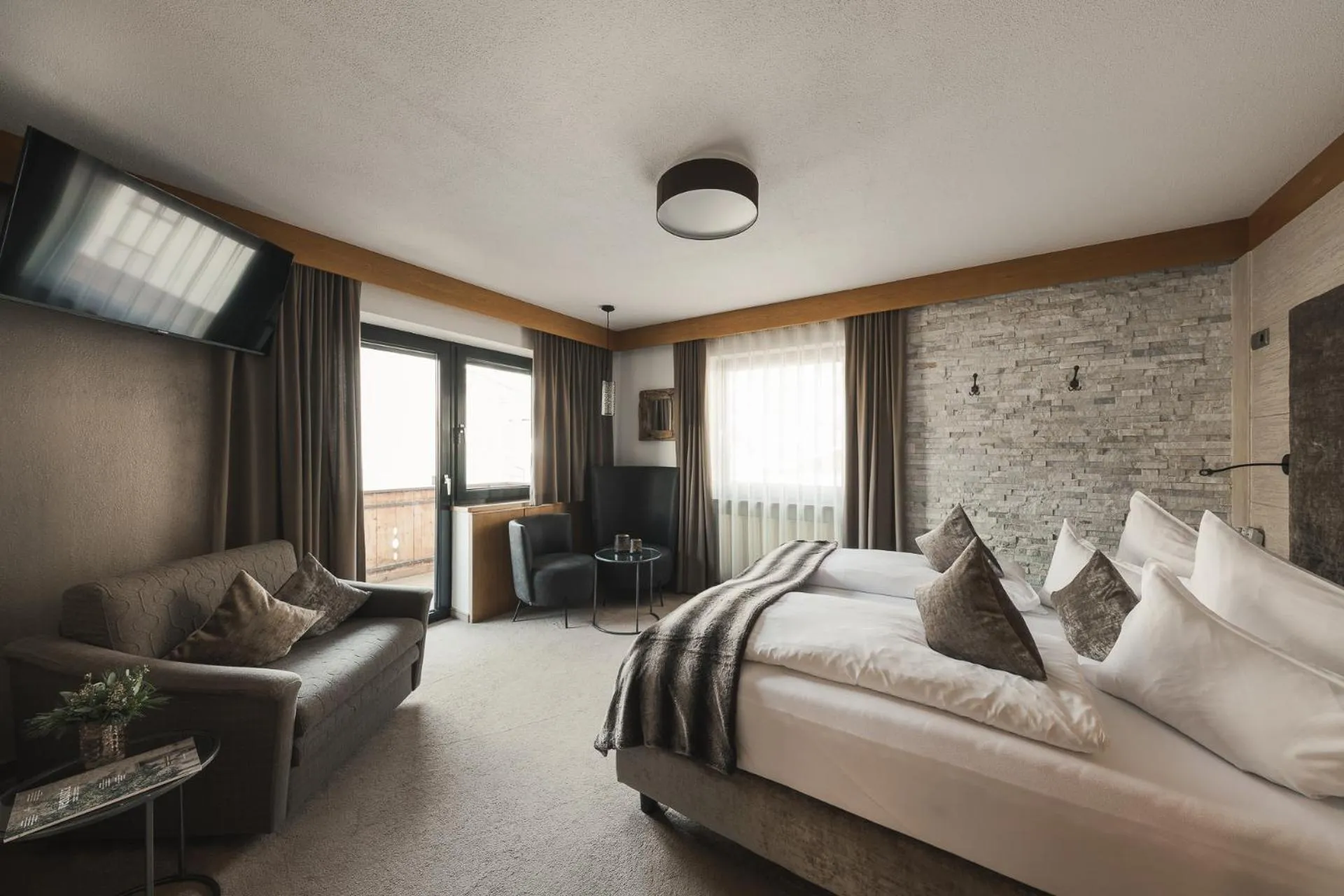 Photo of the whole room, Bed in Garni Hotel Platzer