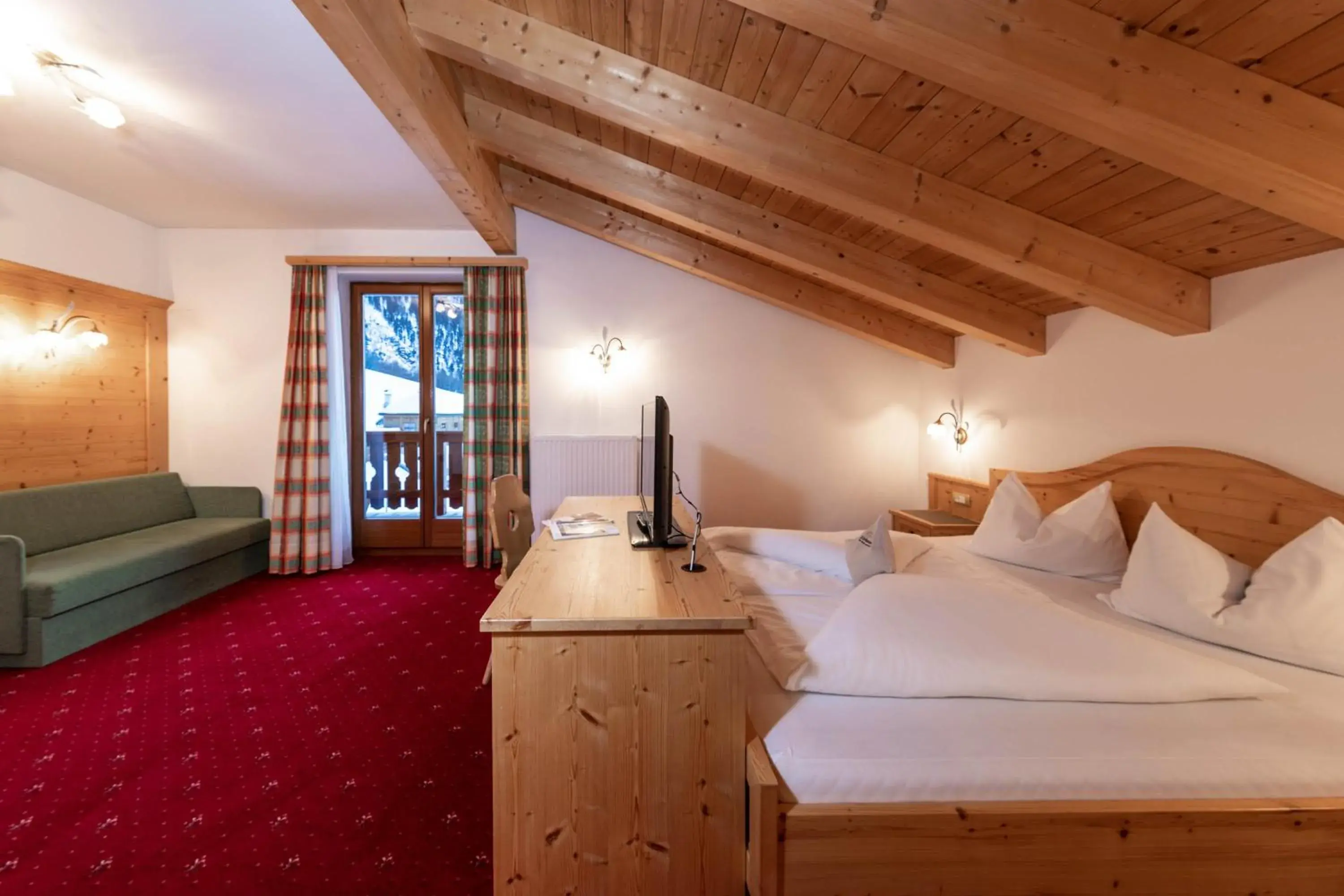 Double Room with Balcony in Almhotel Glieshof Double Room with Balcony in Almhotel Glieshof