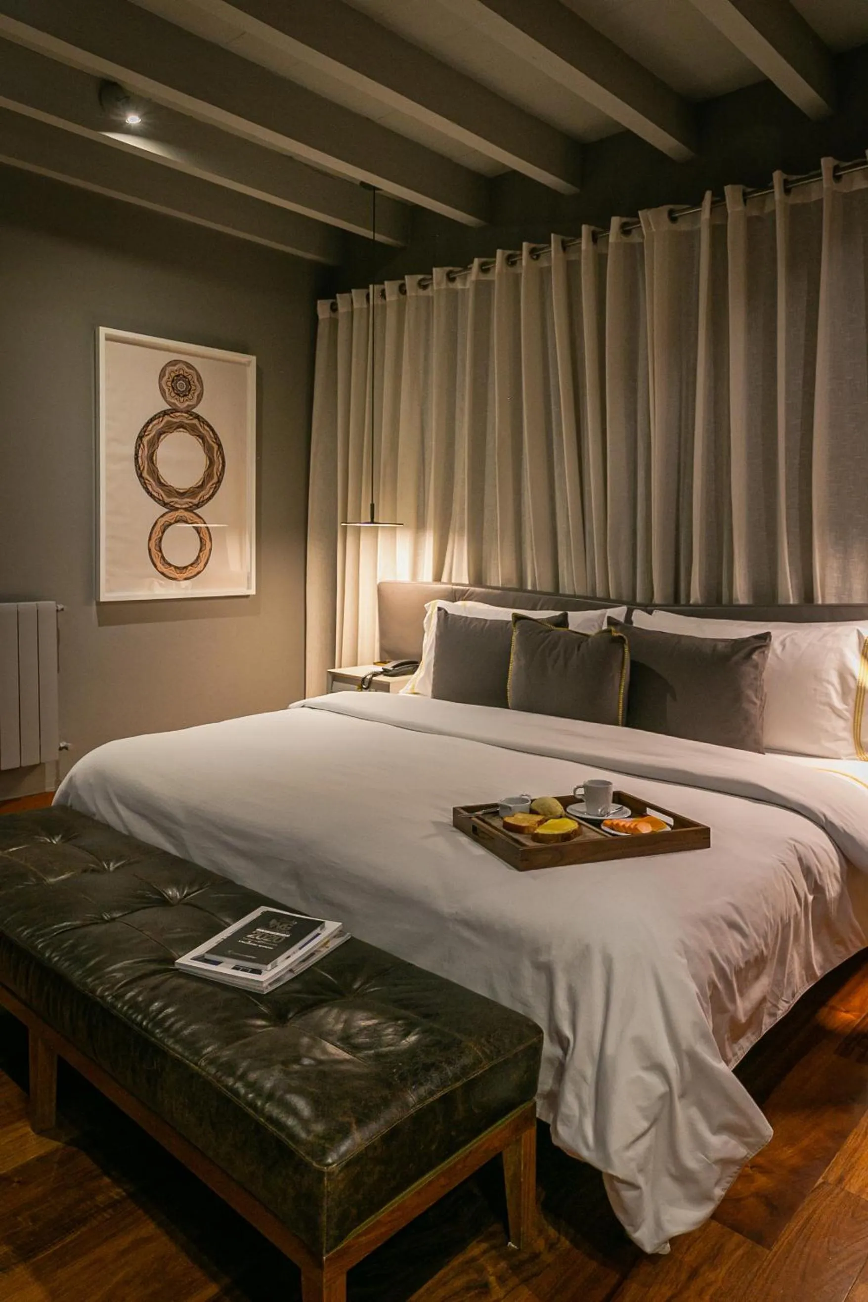 Bed in Dos Casas Hotel & Spa