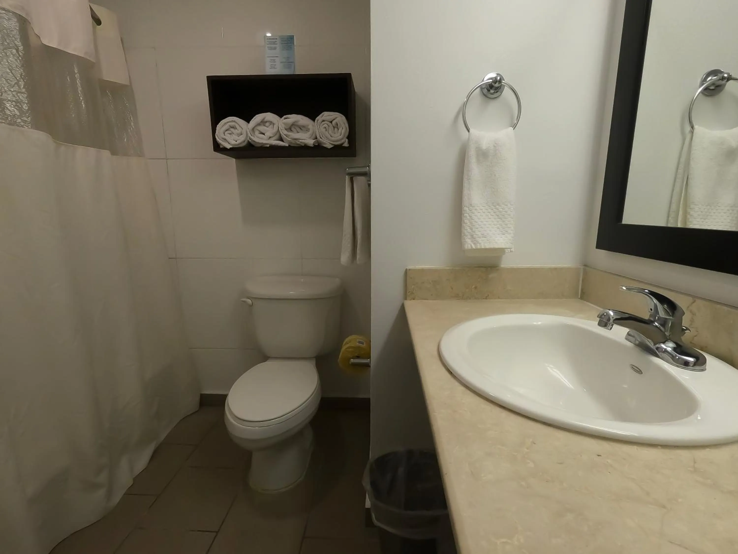 Bathroom in Costa Bahia Hotel, Convention Center and Casino
