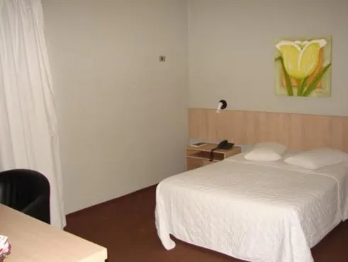 Photo of the whole room, Bed in Muchiutt Park Hotel