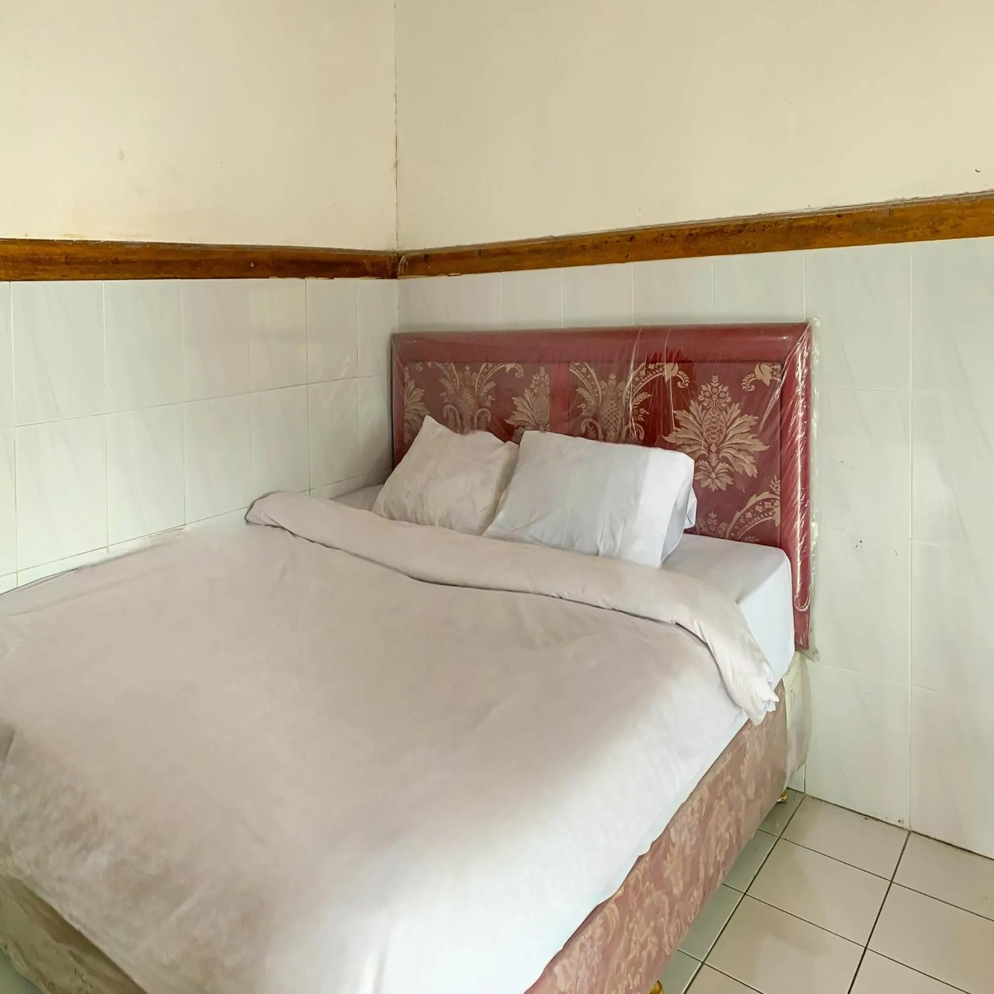 Bedroom, Bed in Pondok Gembyang Ciwidey RedPartner