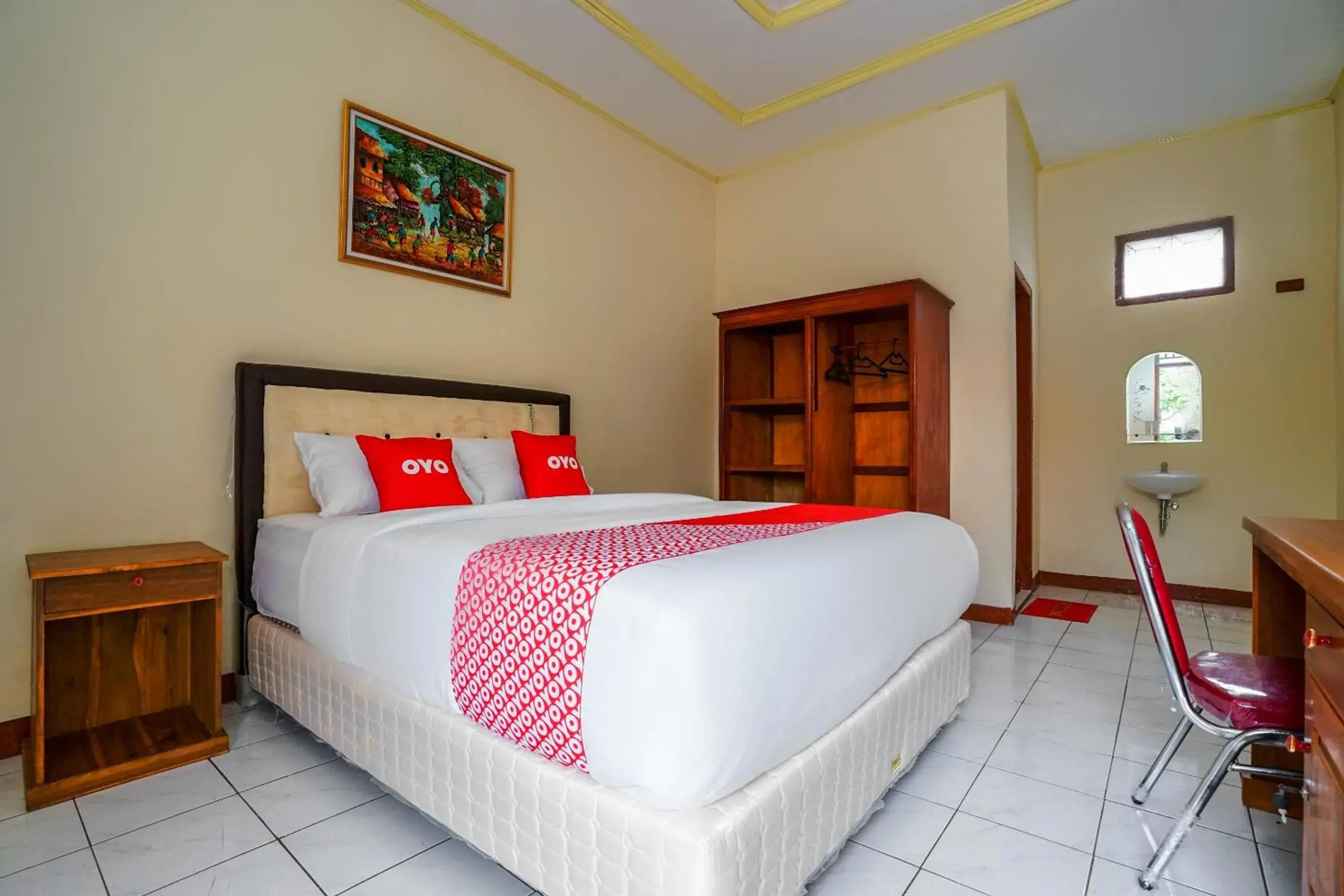 Standard Double Room in OYO 2177 Trikora Indah Residence Standard Double Room in OYO 2177 Trikora Indah Residence