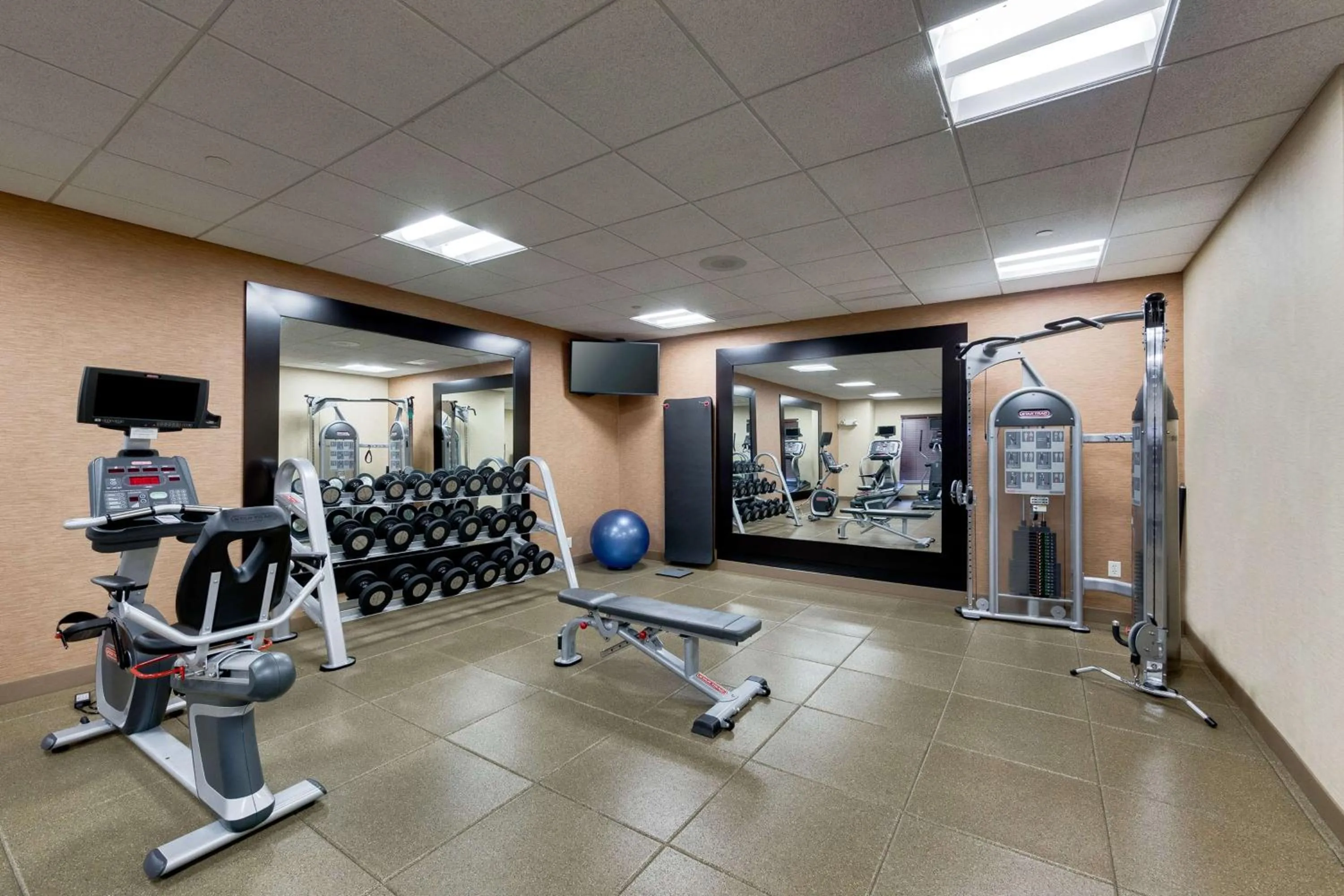 Fitness centre/facilities in Homewood Suites by Hilton Fort Worth Medical Center