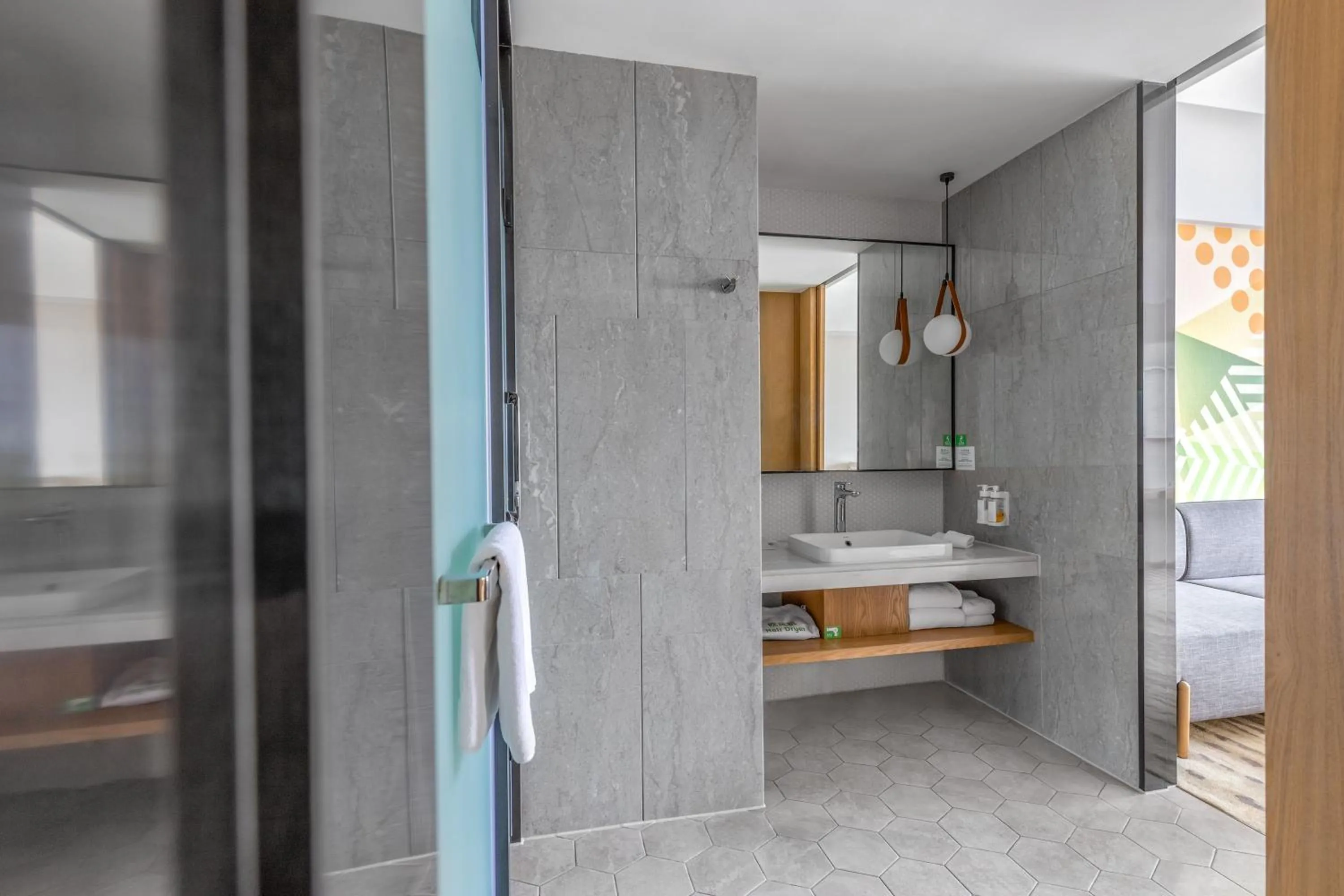 Bathroom in Holiday Inn Guangzhou South Lake-an lHG Hotel