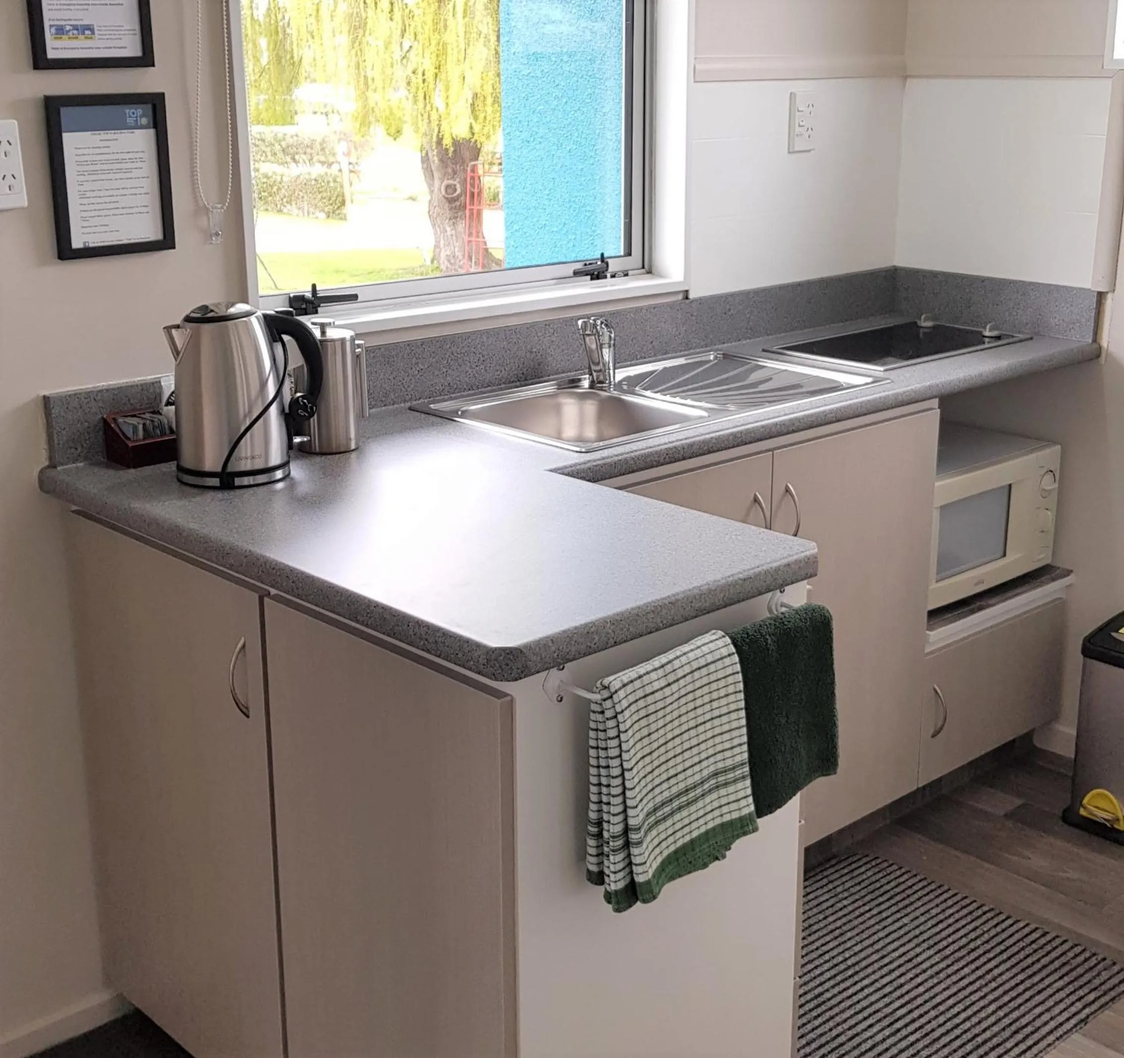 Kitchen or kitchenette in Timaru TOP 10 Holiday Park