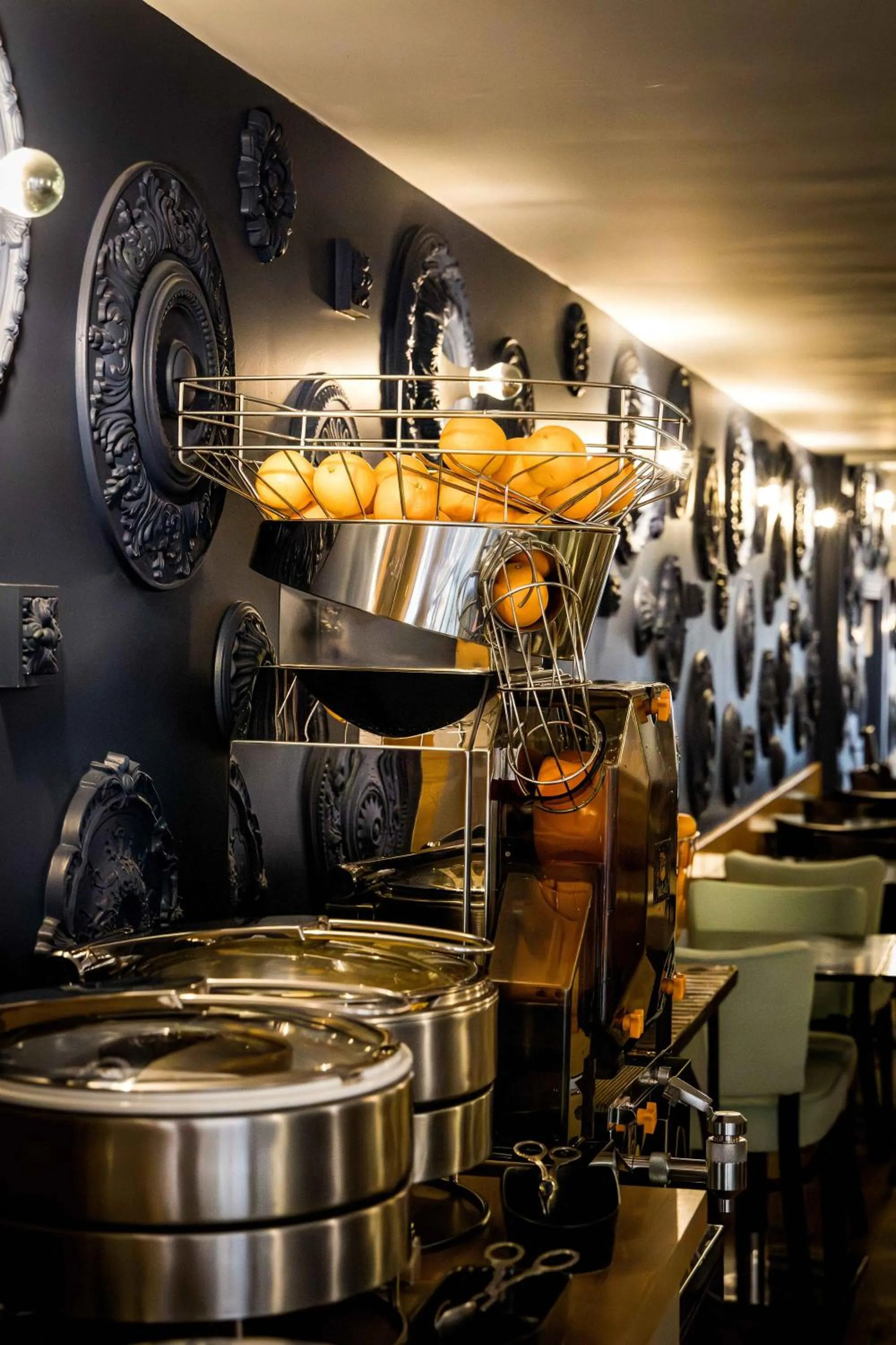 Breakfast in Grand Hôtel d'Orléans