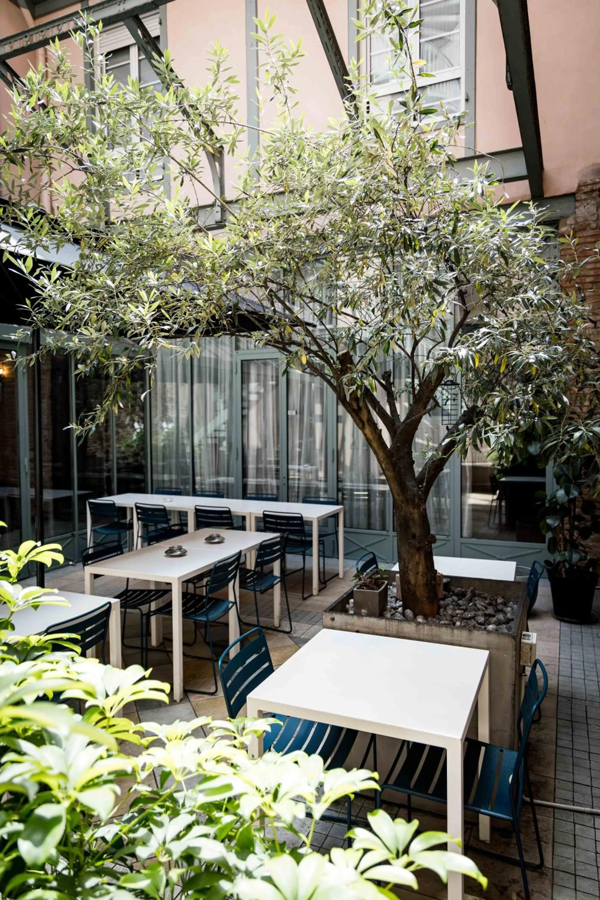 Patio in Grand Hôtel d'Orléans