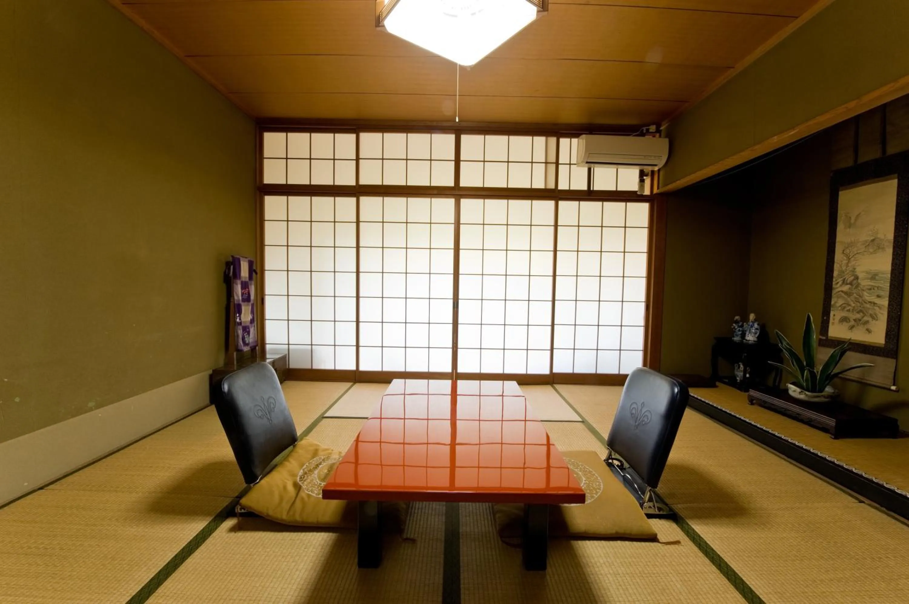 Photo of the whole room in Masuya Ryokan