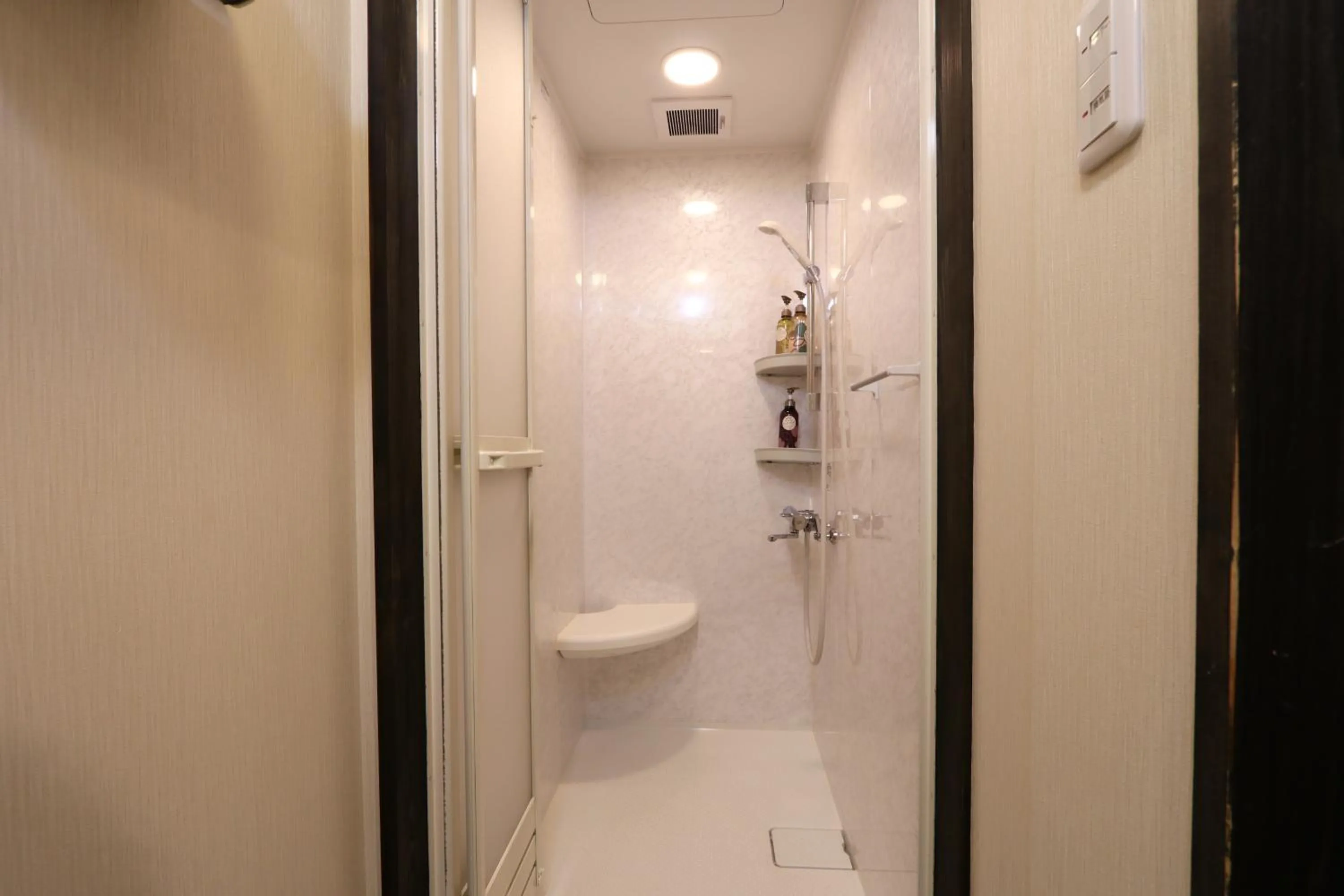 Shower in Masuya Ryokan