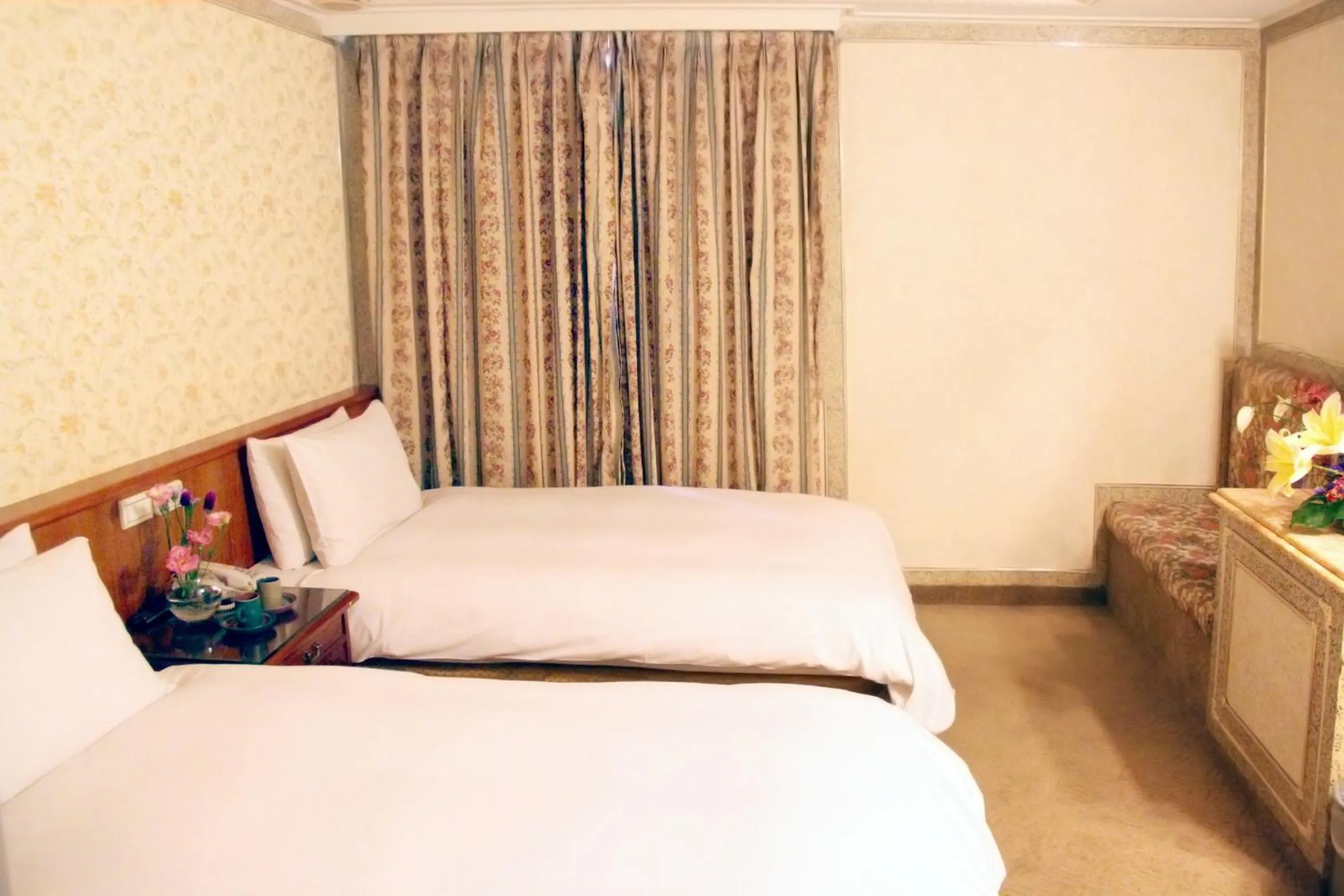 Photo of the whole room, Bed in 貴都飯店-Crystal Hotel Taipei