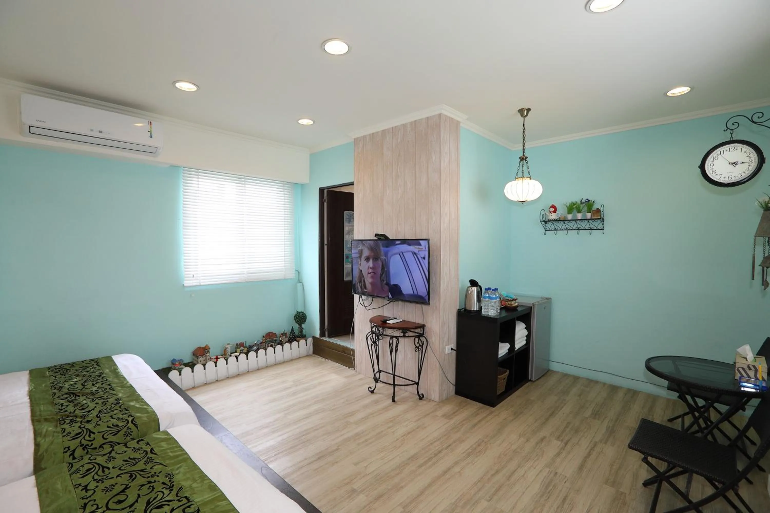 Bed in 海邊邊民宿 Near Seaside B&B 民宿1092號