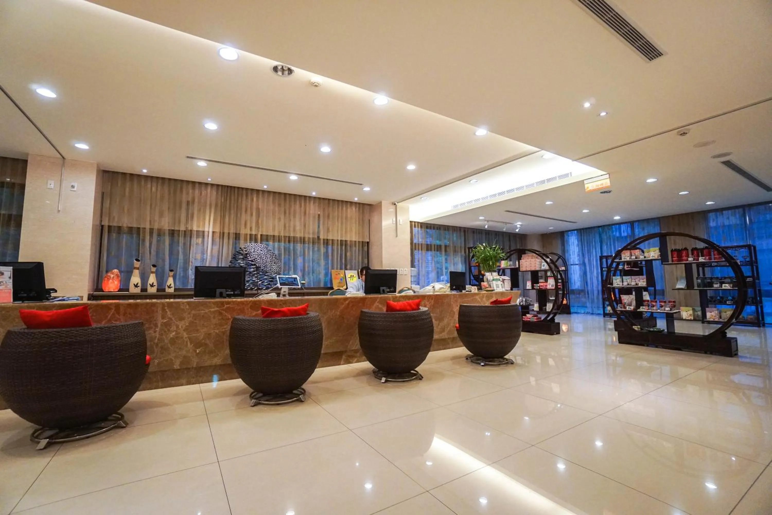 Tai-Yi Red Maple Resort