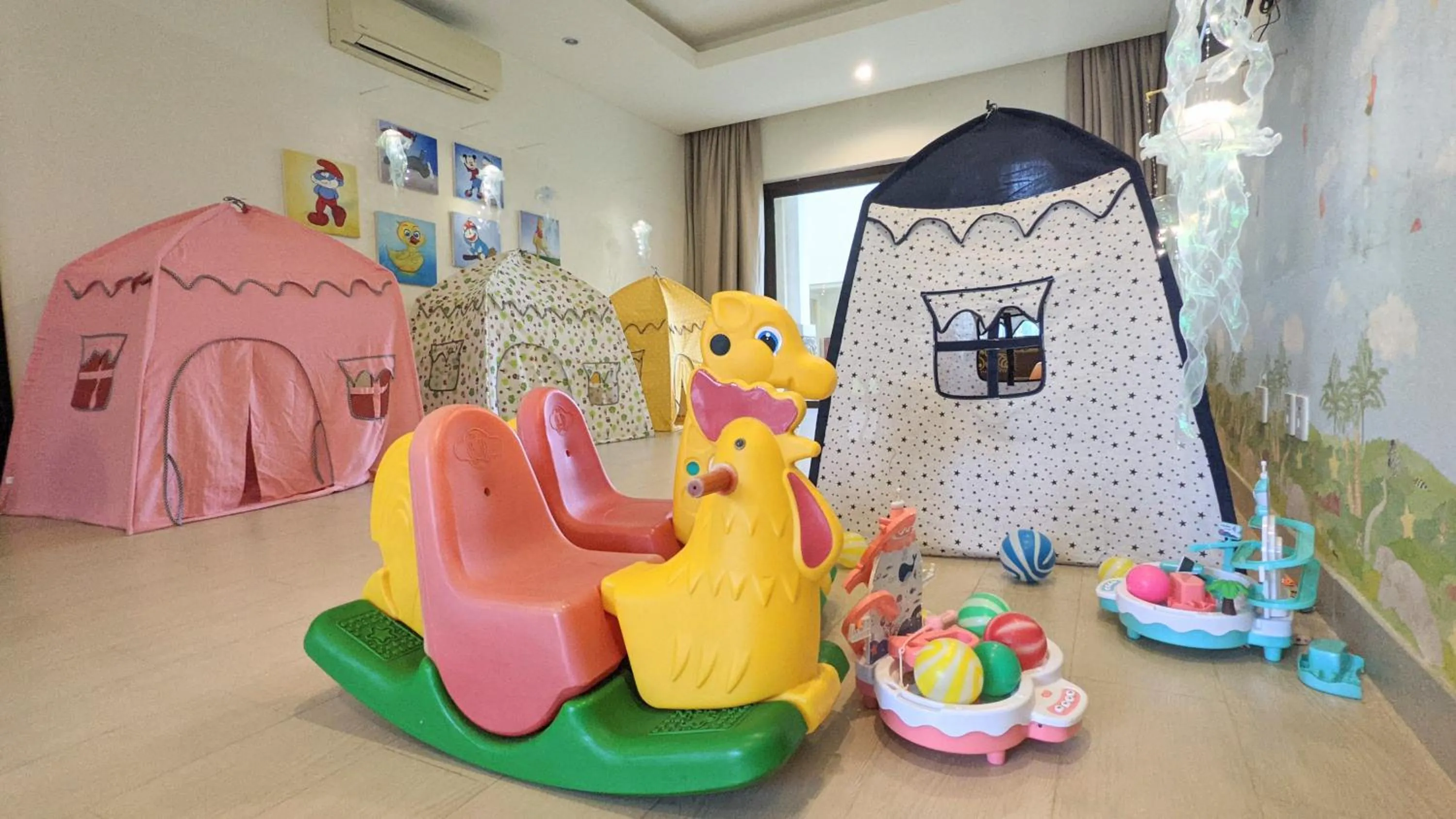 Kids's club in Olalani Resort & Condotel