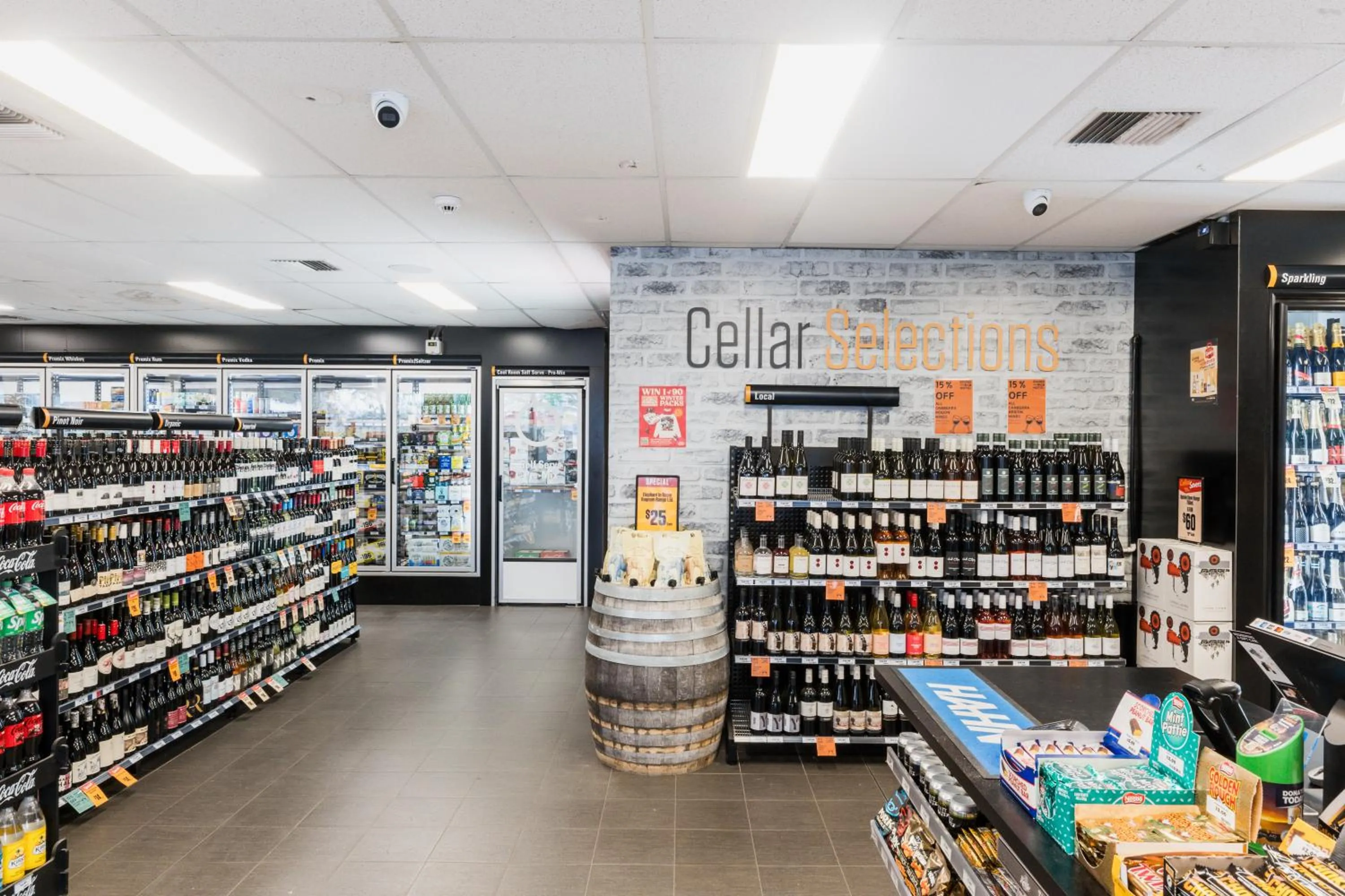 Alcoholic drinks in Statesman Hotel