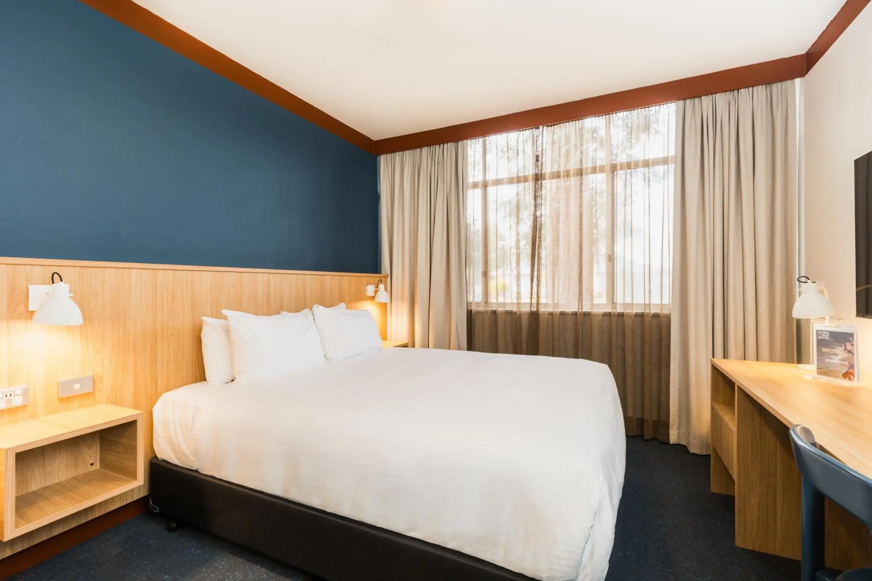 Queen Studio in Statesman Hotel Queen Studio in Statesman Hotel