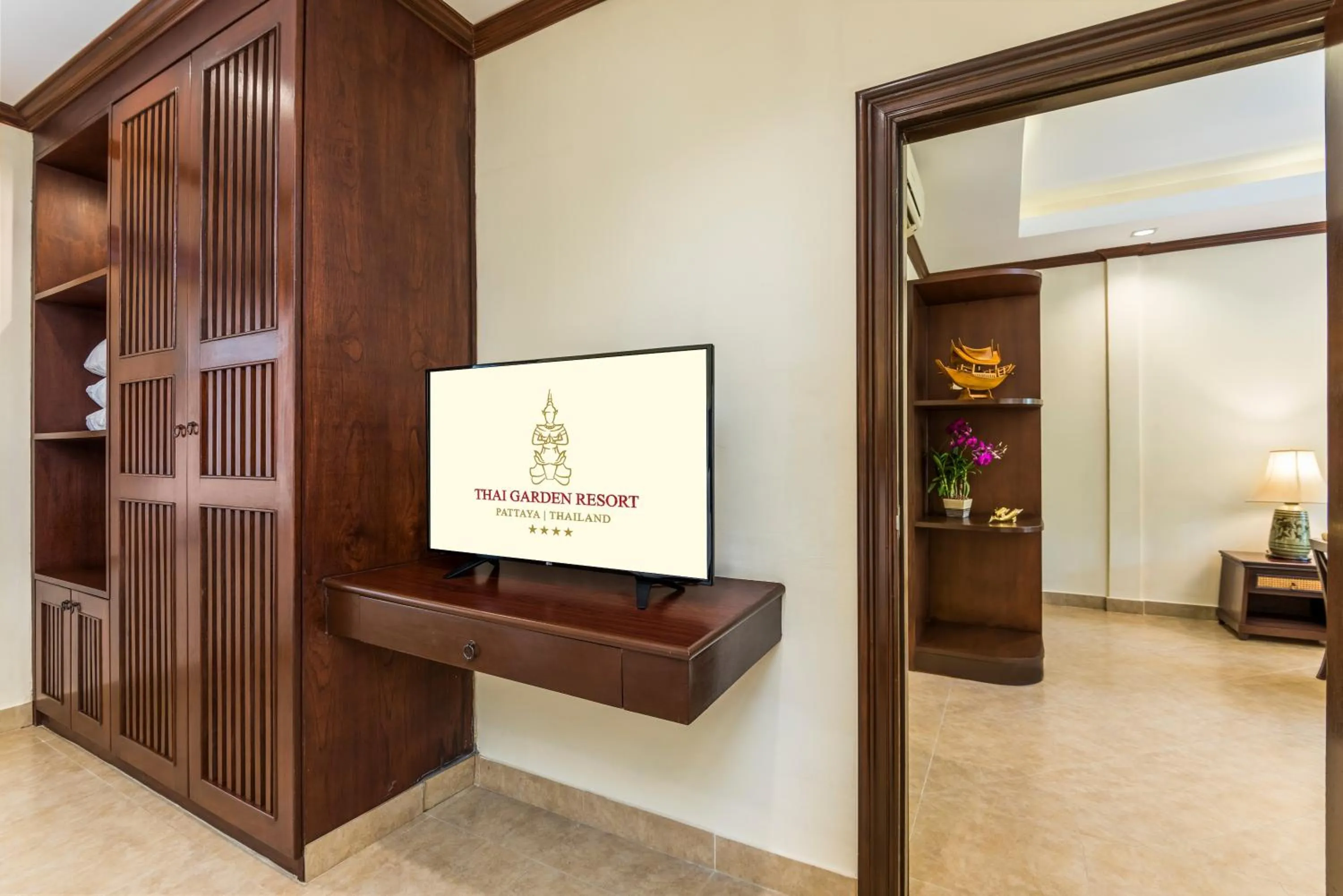 TV and multimedia in Thai Garden Resort