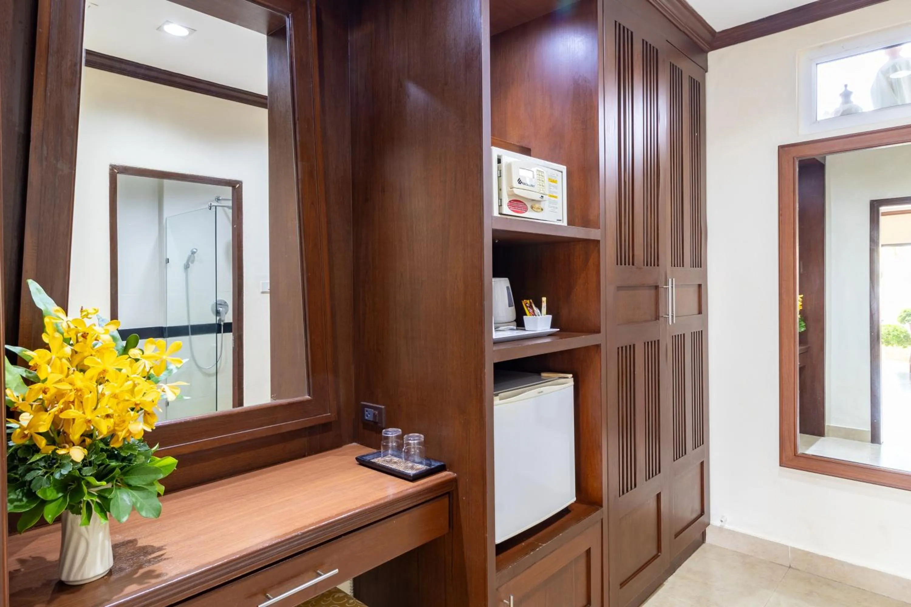 safe in Thai Garden Resort