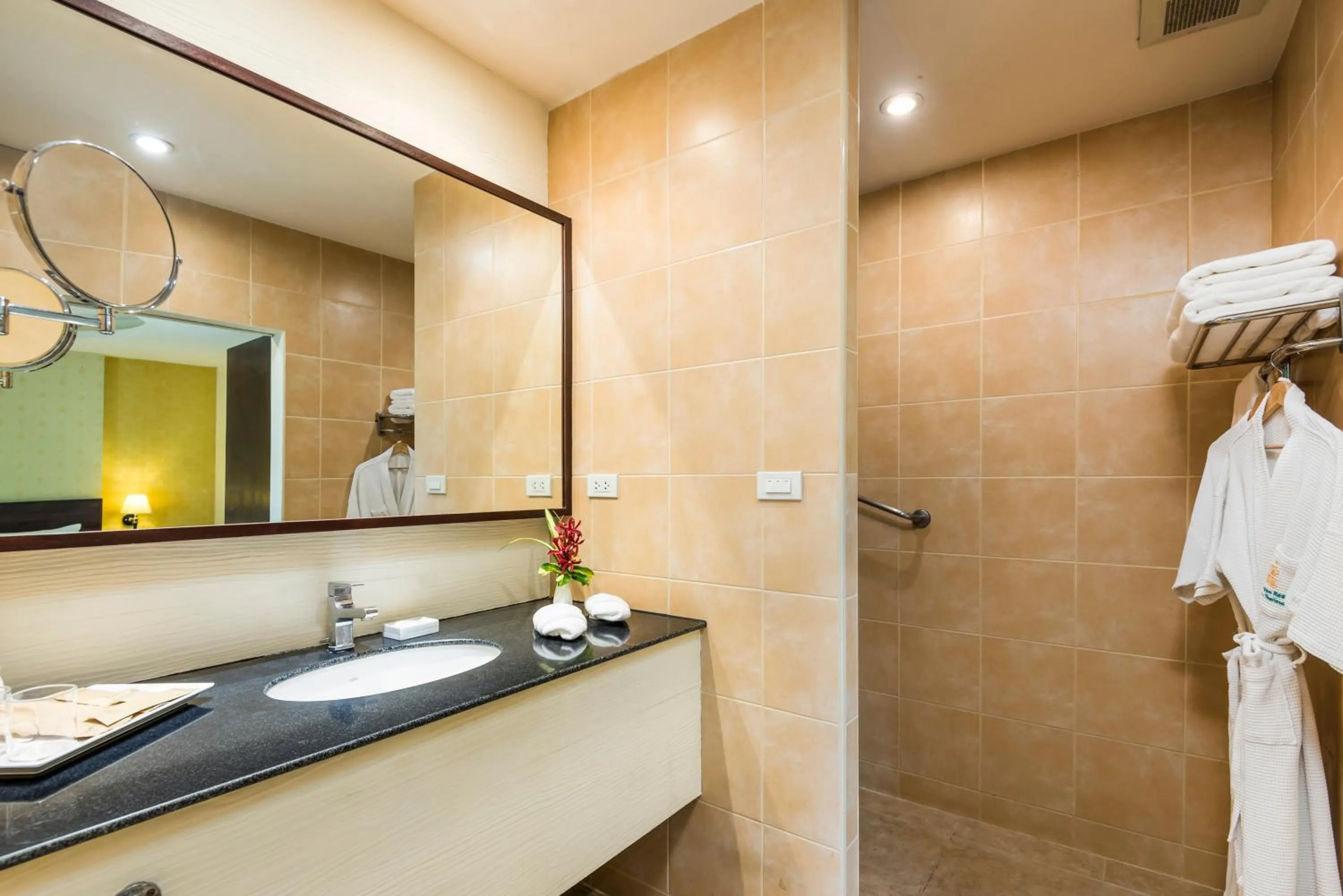 Shower in Thai Garden Resort