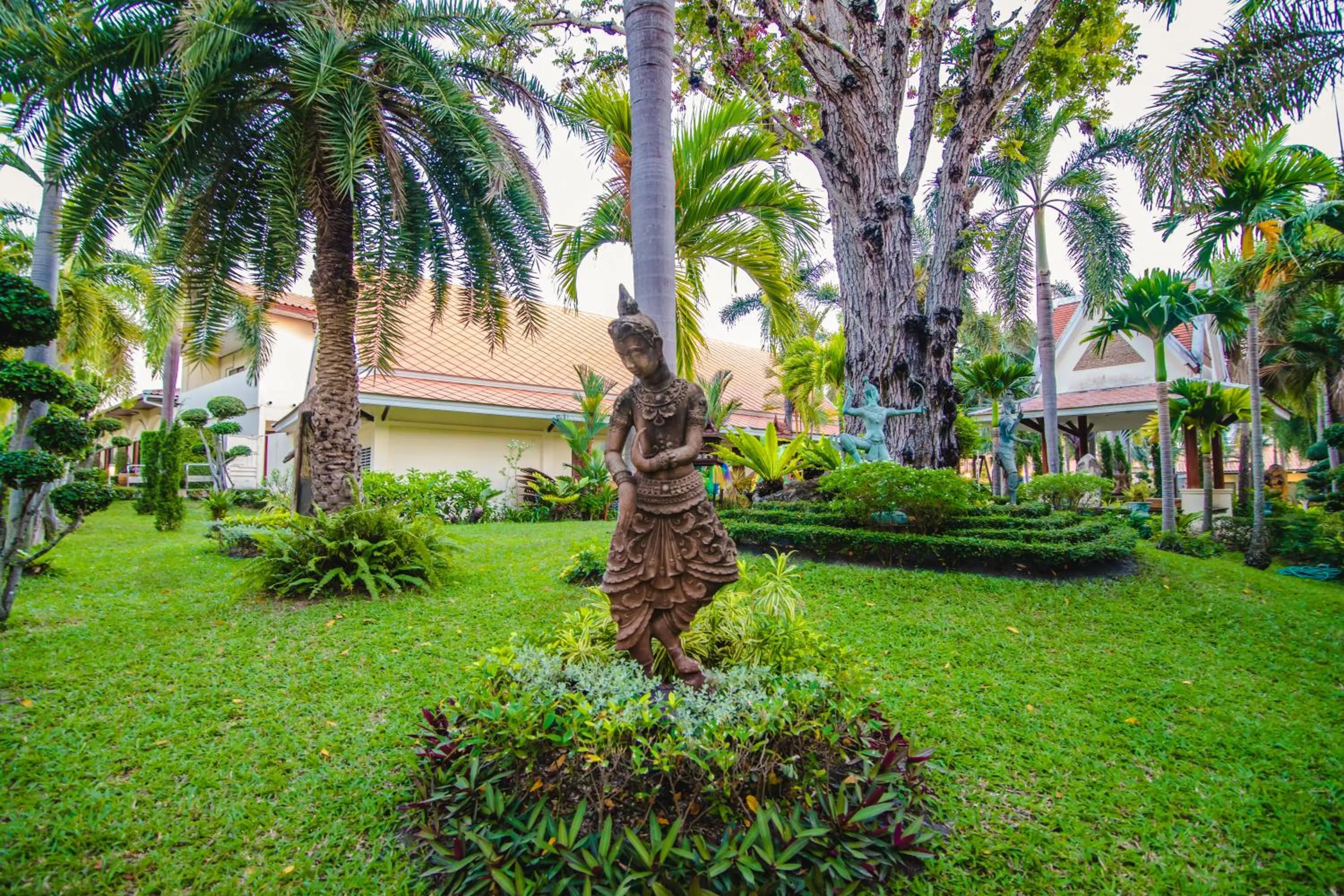 Garden view in Thai Garden Resort
