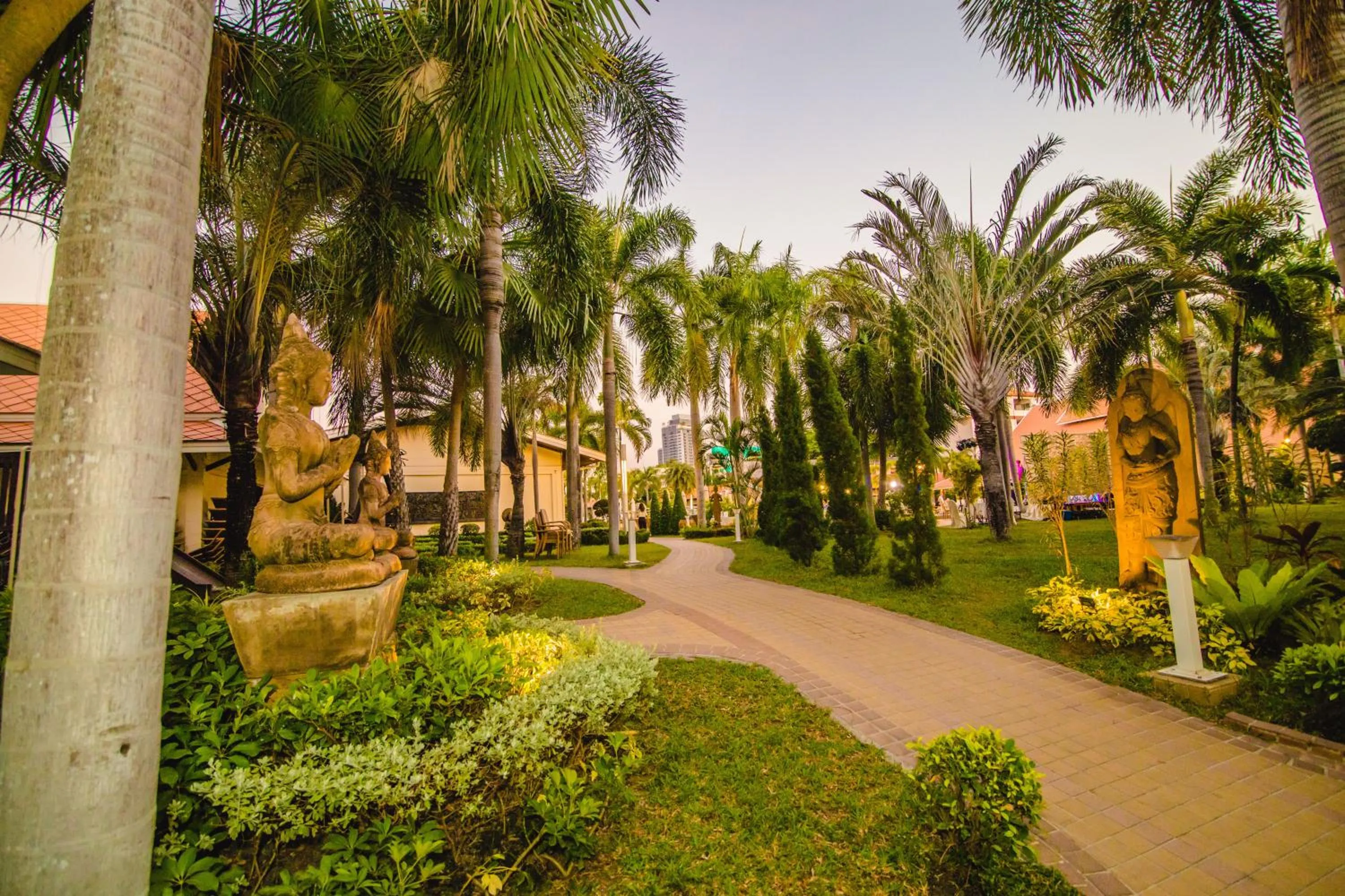 Garden in Thai Garden Resort