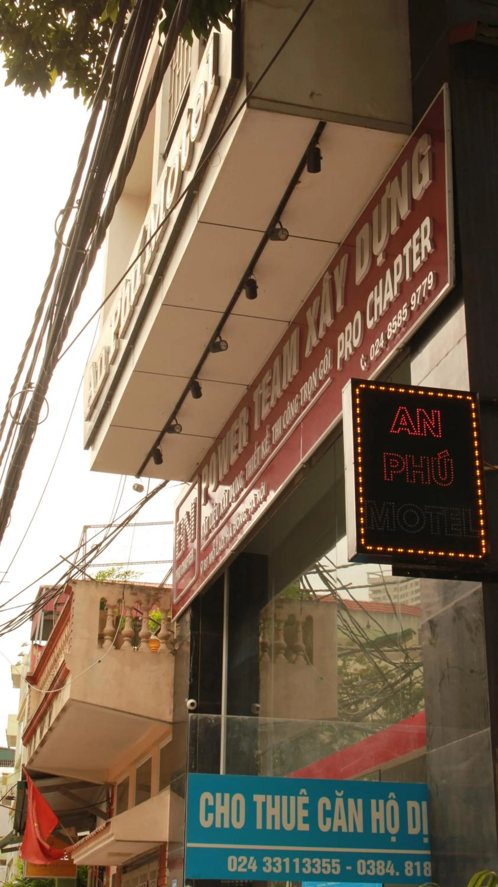 Property building in An Phú Motel