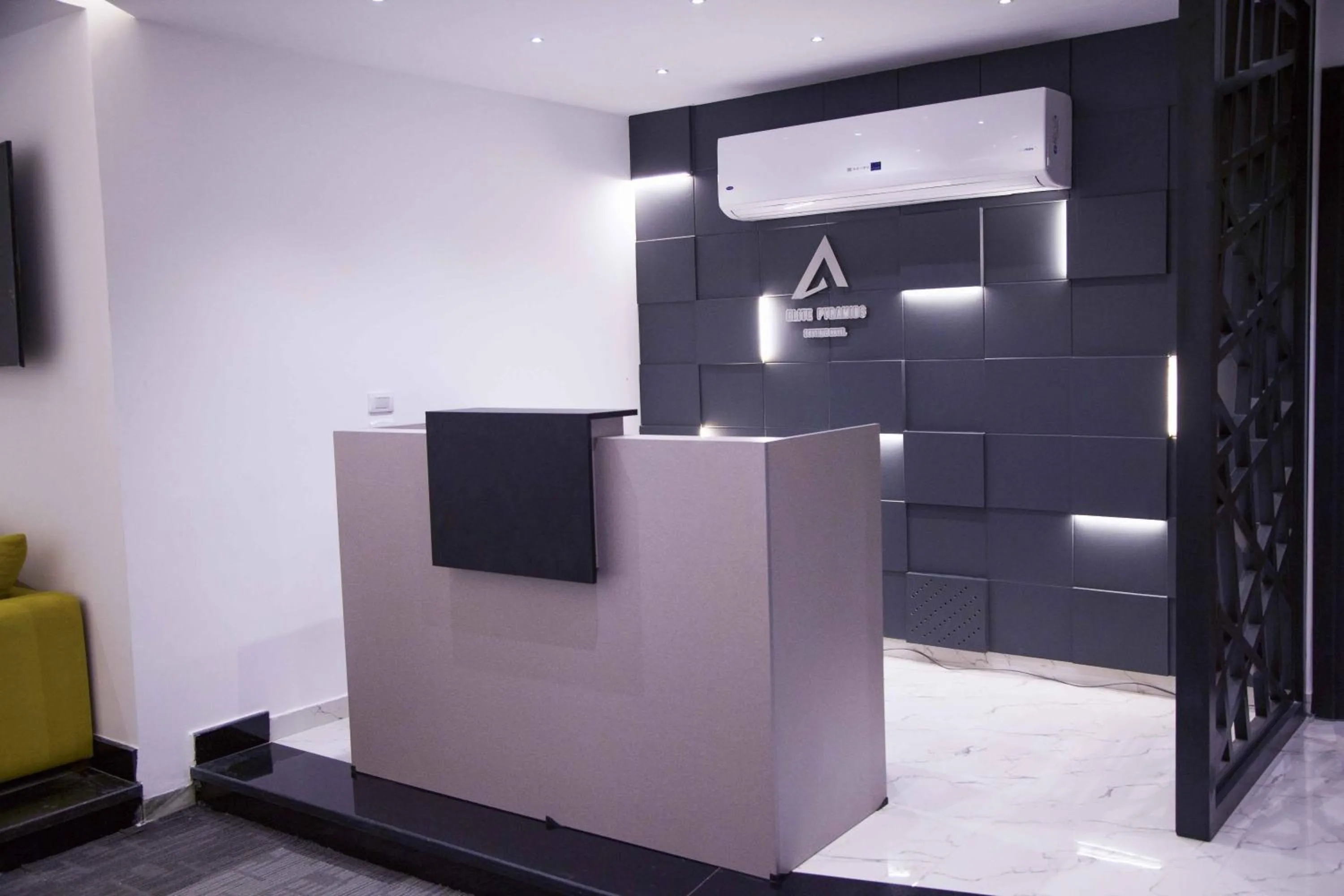 Lobby or reception in Elite Pyramids Boutique Hotel