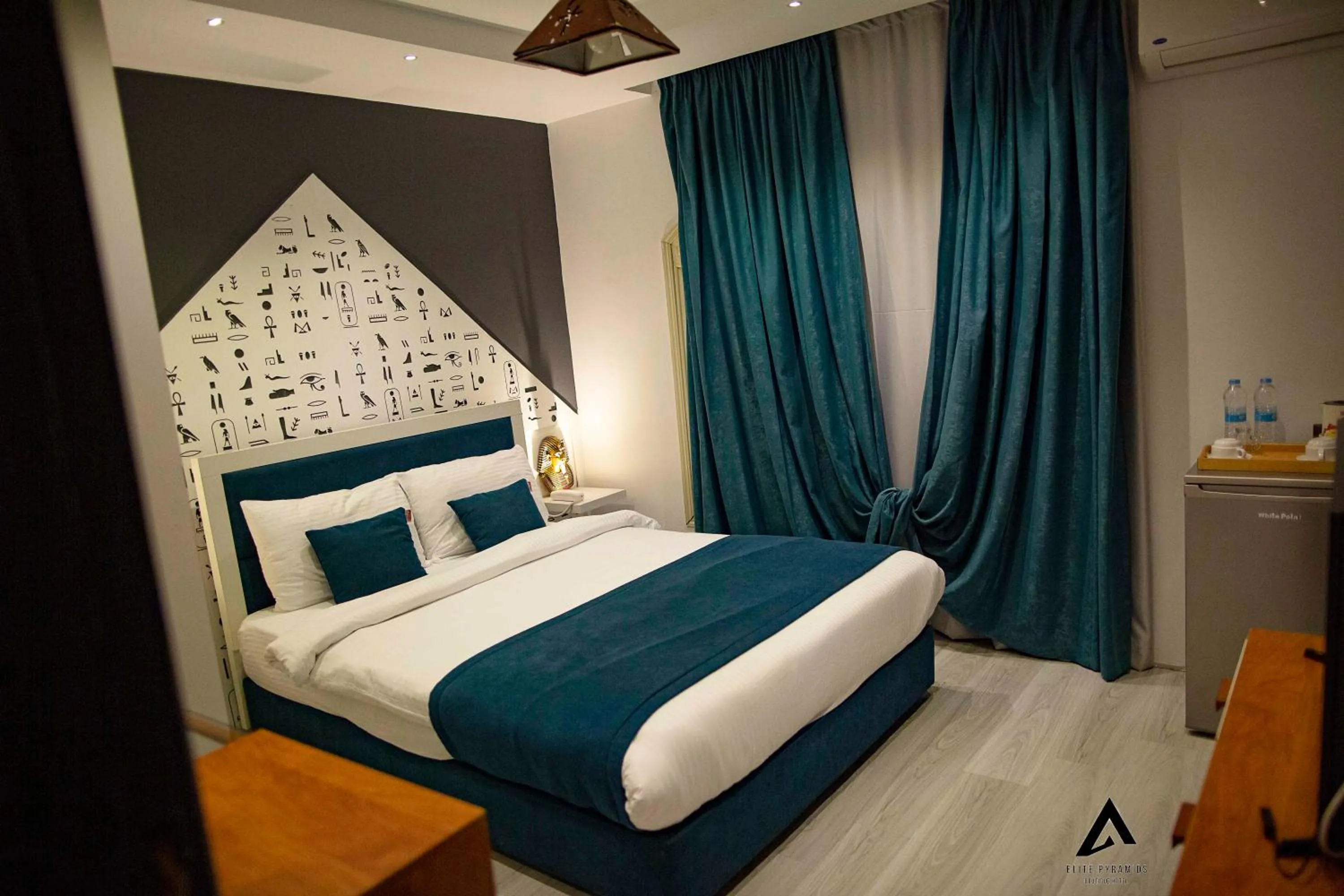 Bed in Elite Pyramids Boutique Hotel