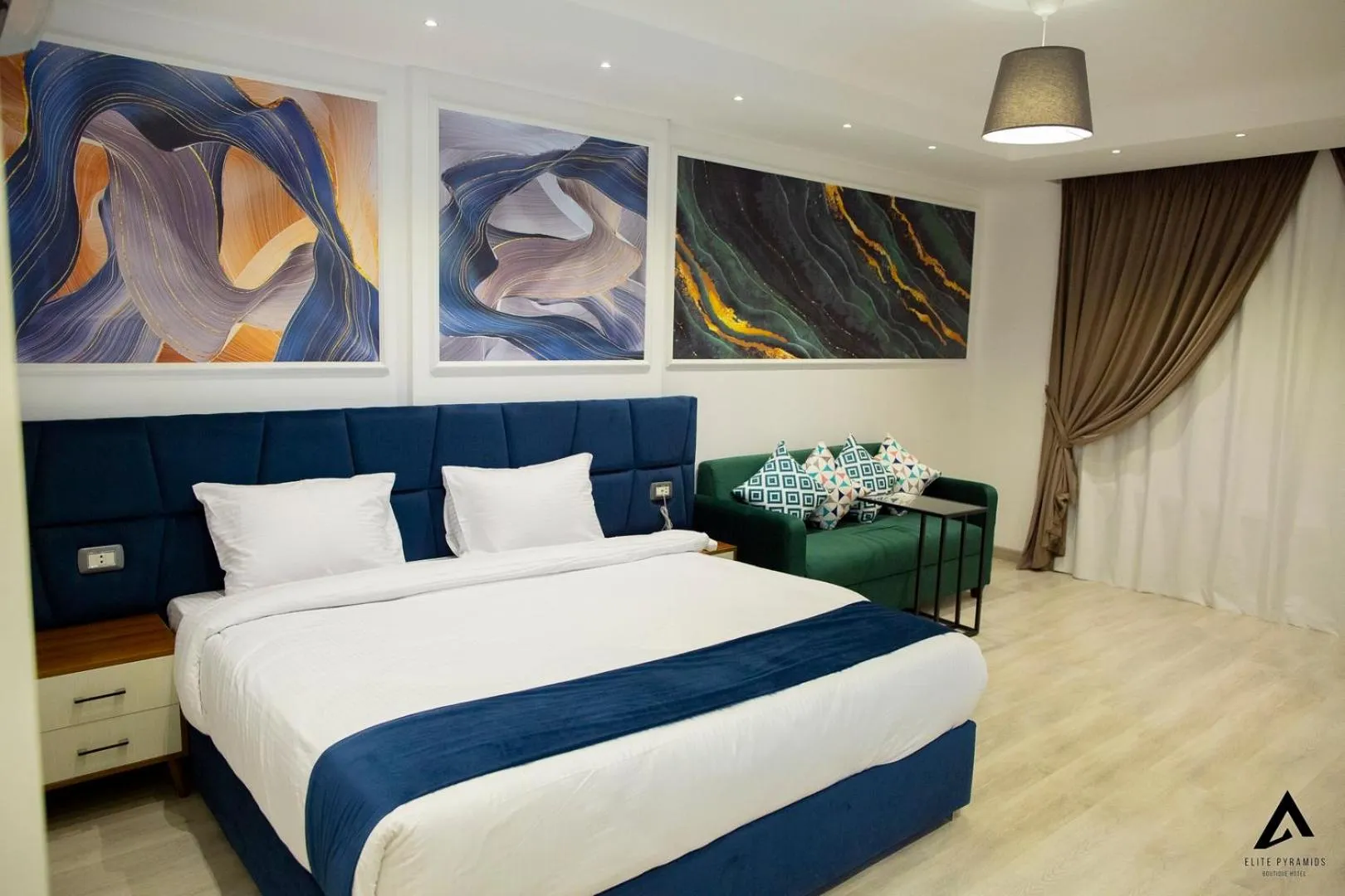 Bed in Elite Pyramids Boutique Hotel