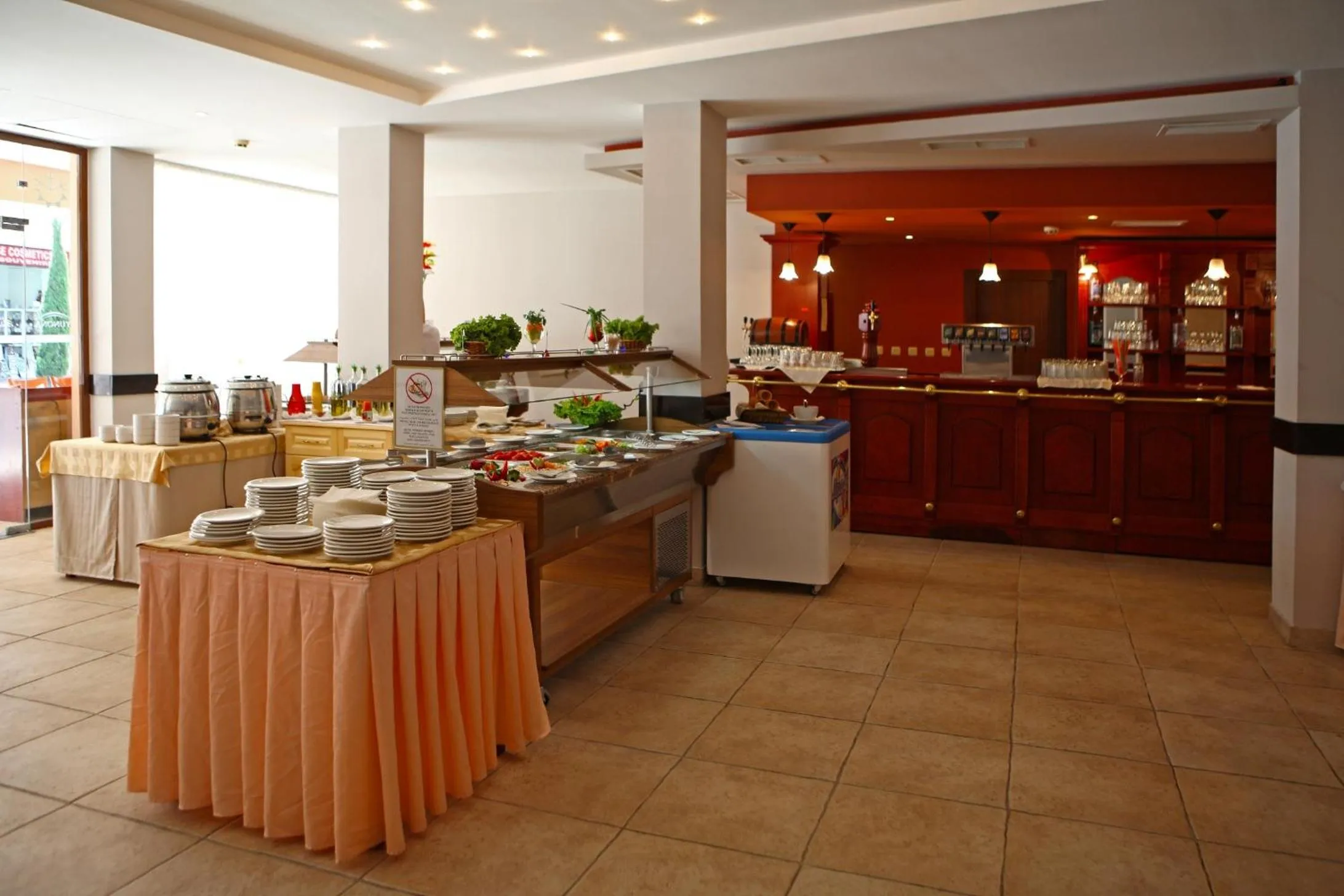 Restaurant/places to eat in Hotel Yunona - All Inclusive