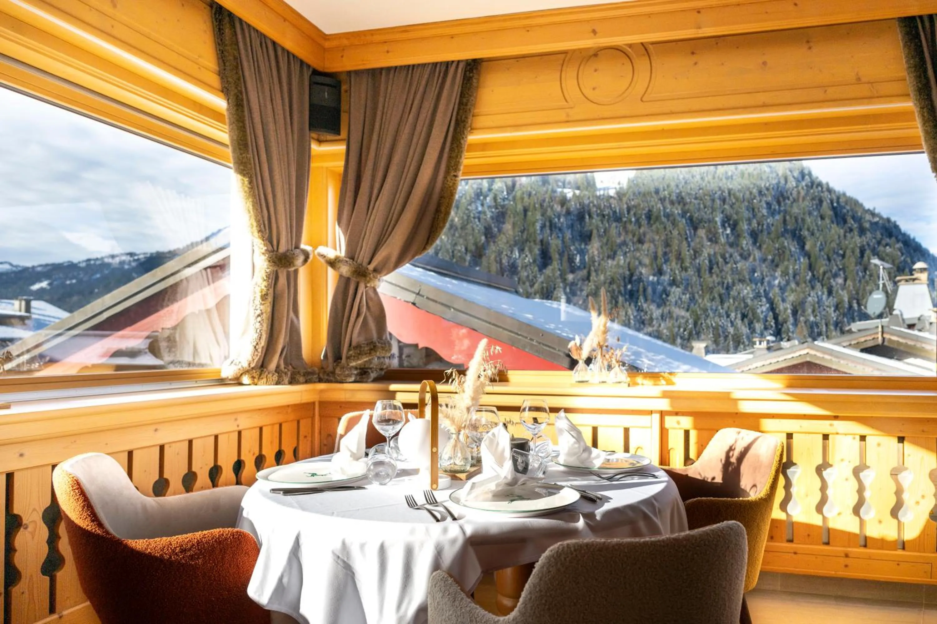 Restaurant/places to eat in Hôtel Macchi Restaurant & Spa