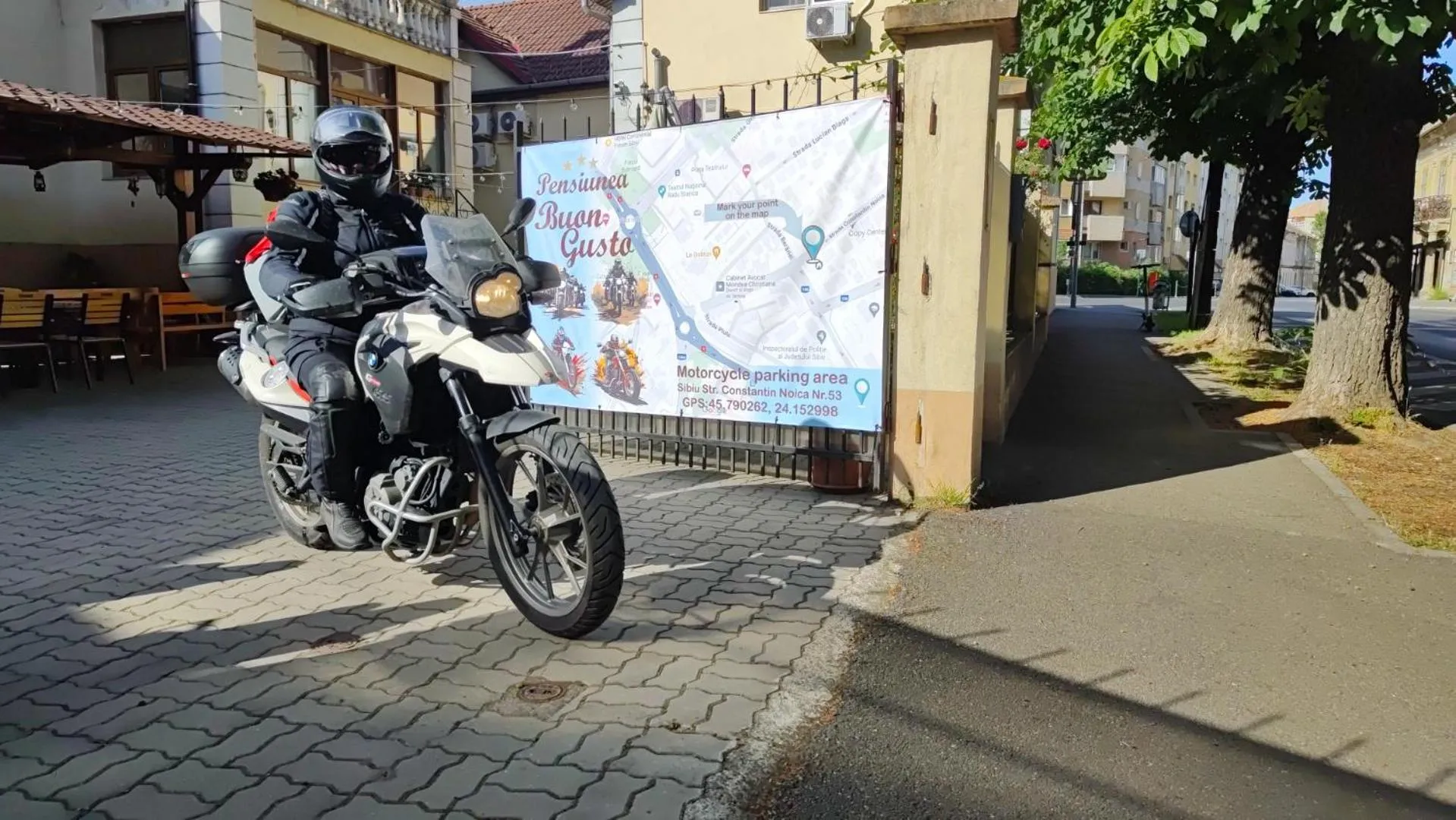 group of guests in Pensiunea Buon Gusto Sibiu-motorcyle friendly,city center